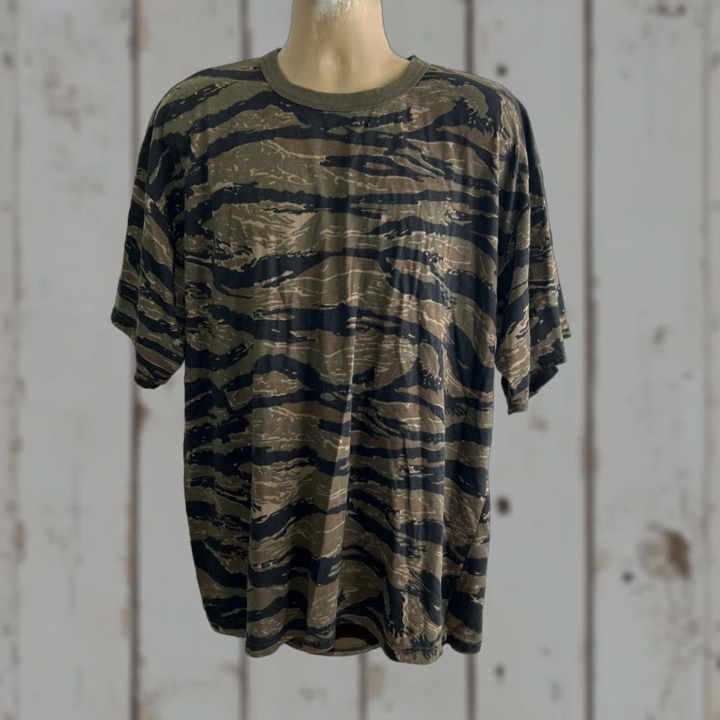 Rothco VINTAGE Rothco Shirt 3XL Tiger Stripe Camo Short Sleeve Crewneck Outdoors Mens Size US XXL / EU 58 / 5 - 1 Thumbnail