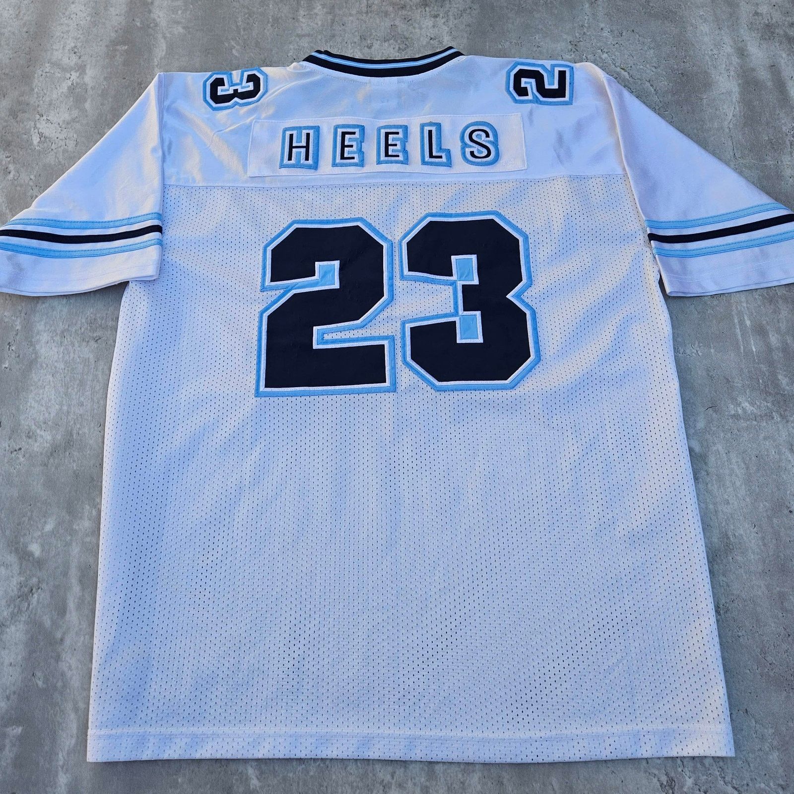 NBA Vintage North Carolina Tar Heels Jersey Size Large #23 Size US L / EU 52-54 / 3 - 6 Thumbnail
