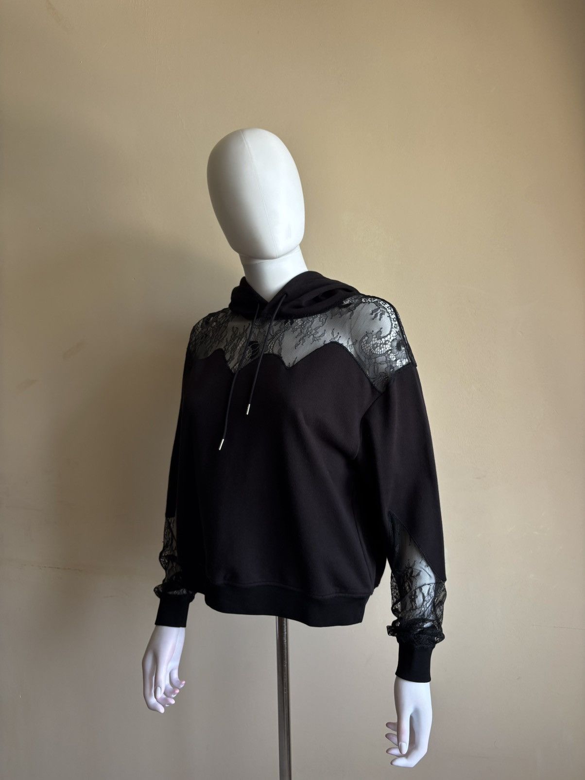 McQ Alexander McQueen McQ Alexander McQueen Cropped Hoodie with Lace Panels Size S Size S / US 4 / IT 40 - 6 Thumbnail