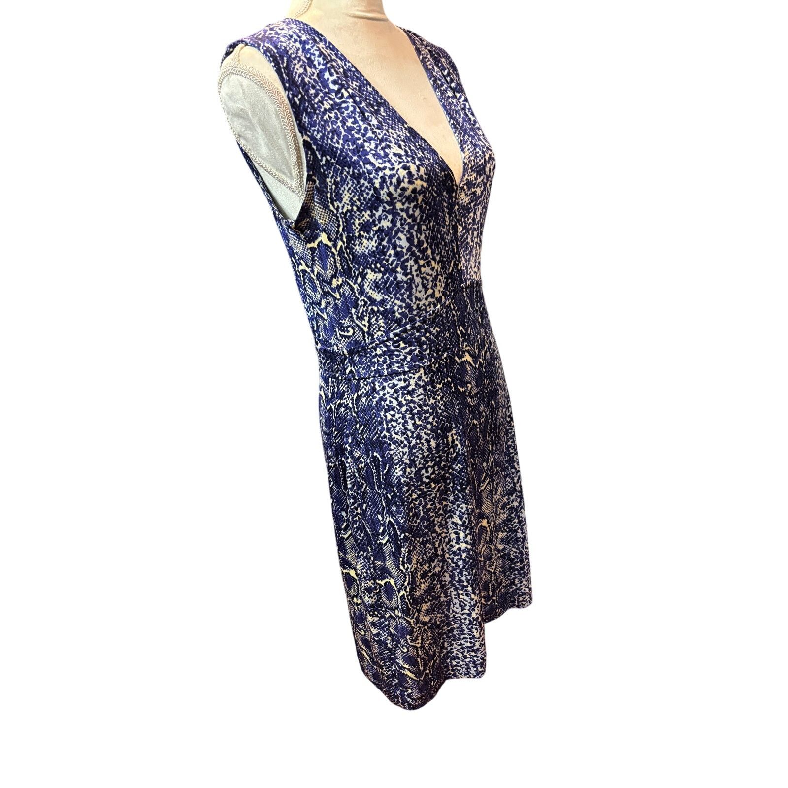 Tory Burch Tory Burch Silk Snakeskin Print Dress Size M Size M / US 6-8 / IT 42-44 - 4 Thumbnail