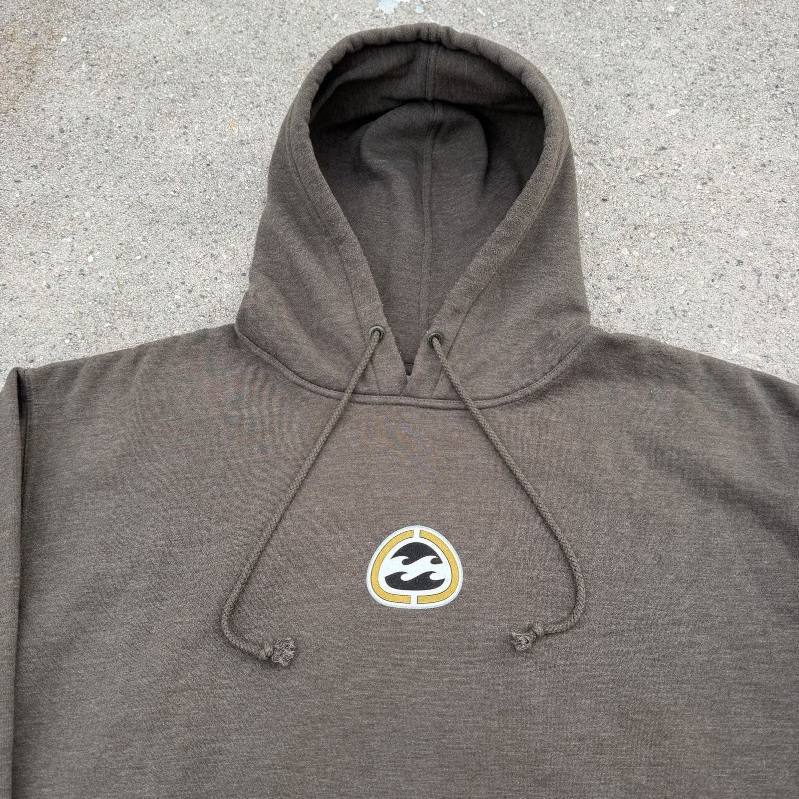 Billabong × Quiksilver × Vintage Vintage Y2K Billabong Brown Hoodie Size XL Surf Skate Size US XL / EU 56 / 4 - 1 Thumbnail