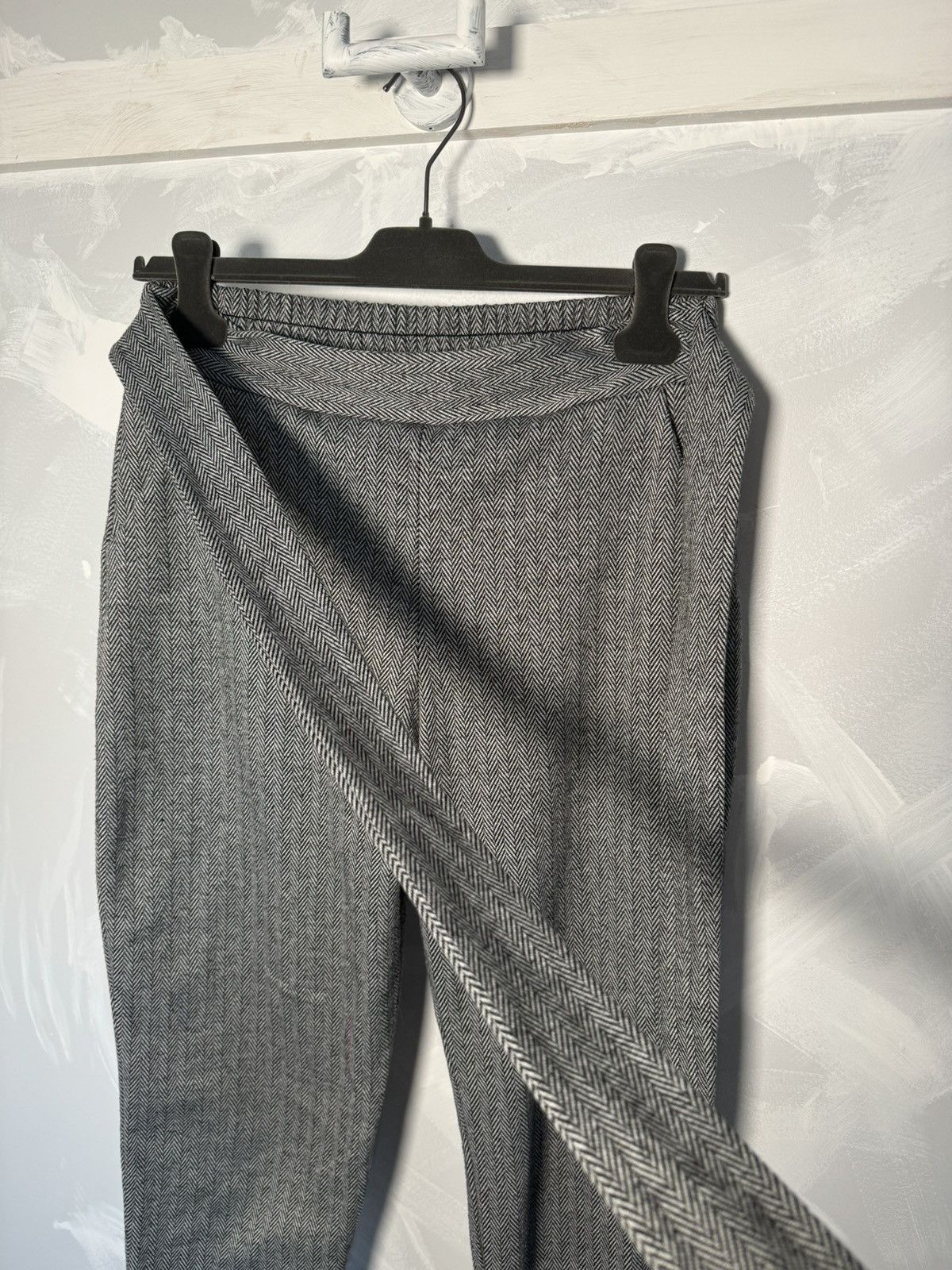 Vintage Haute Monde Light Grey Women's Trousers With Bondage Straps Size 31" - 2 Thumbnail