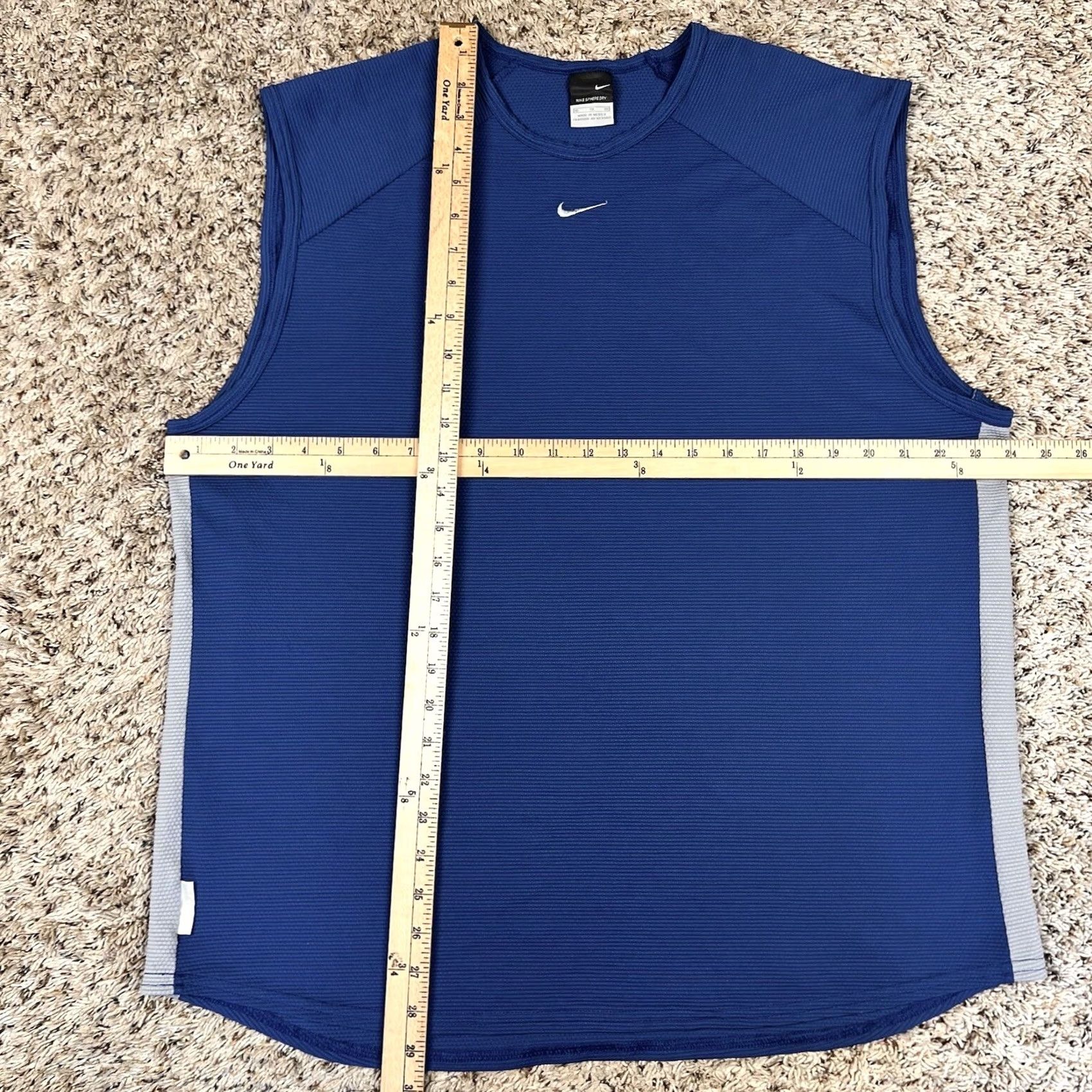 Nike VINTAGE Nike Athletic Tank Top T-Shirt XL Blue Embroidered Center Swoosh Y2K Mens Size US XL / EU 56 / 4 - 7 Thumbnail