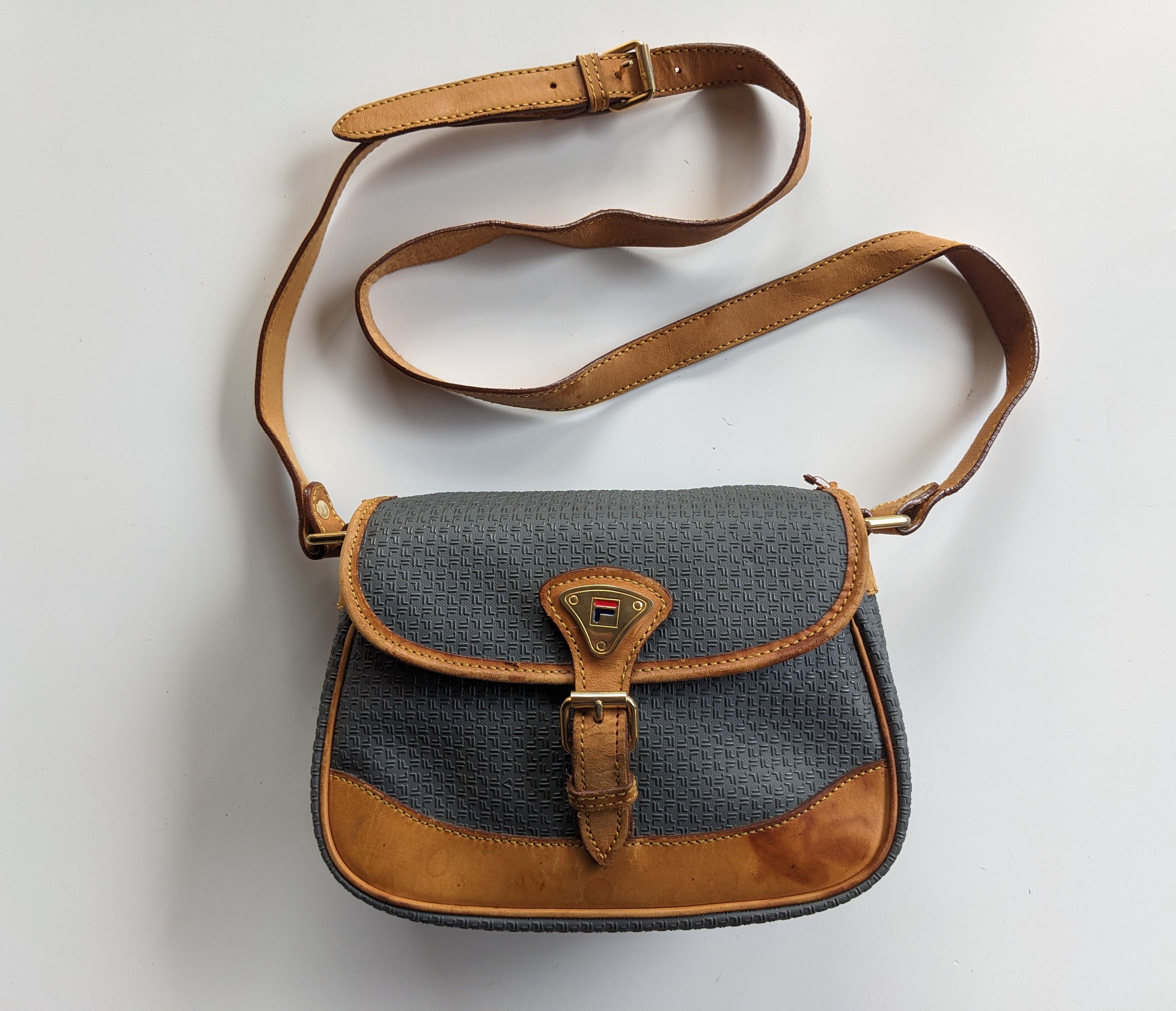 Fila Vintage Fila monogram leather monogram Size ONE SIZE - 1 Thumbnail