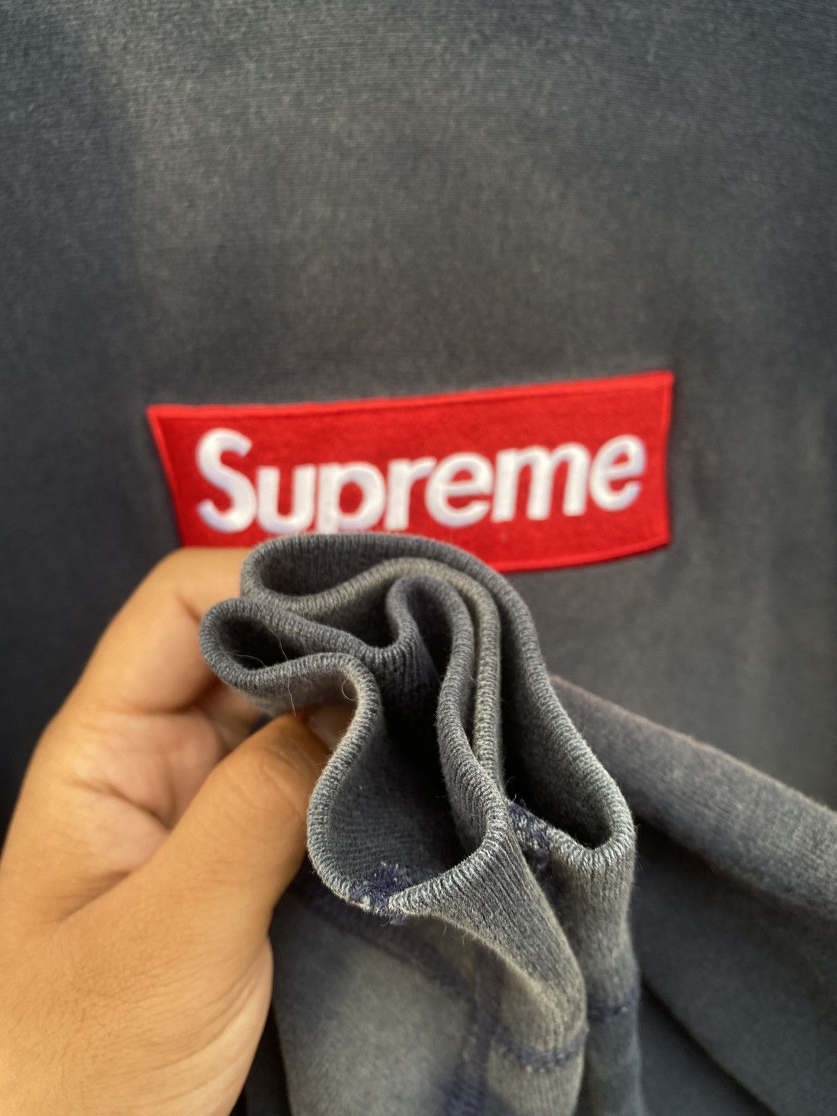 Supreme Faded Supreme Red Box Logo Small Crewneck Size US S / EU 44-46 / 1 - 8 Thumbnail