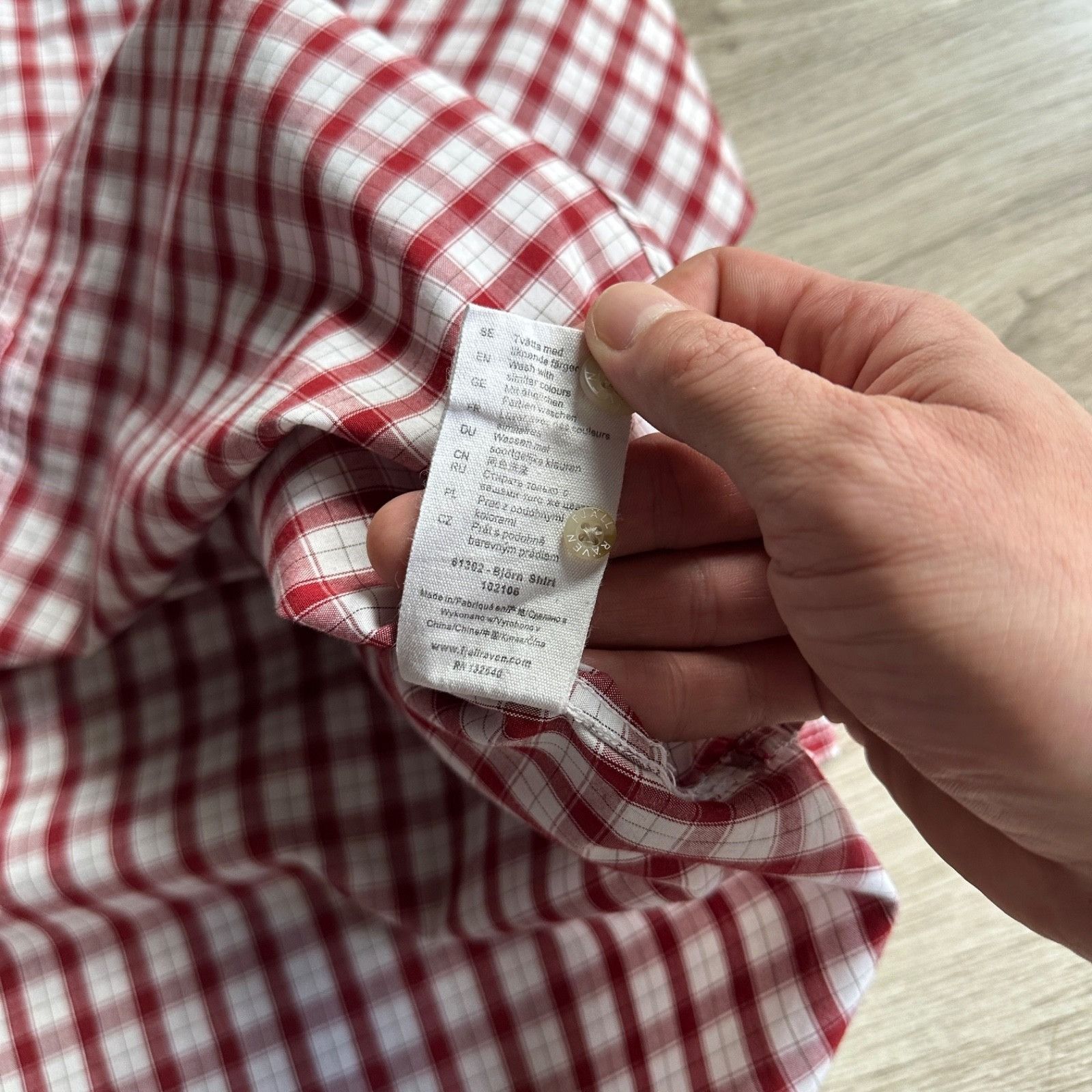 Fjallraven Fjällräven Bjorn Check Plaid LS Outdoor Shirt 9452AC Size US M / EU 48-50 / 2 - 5 Thumbnail