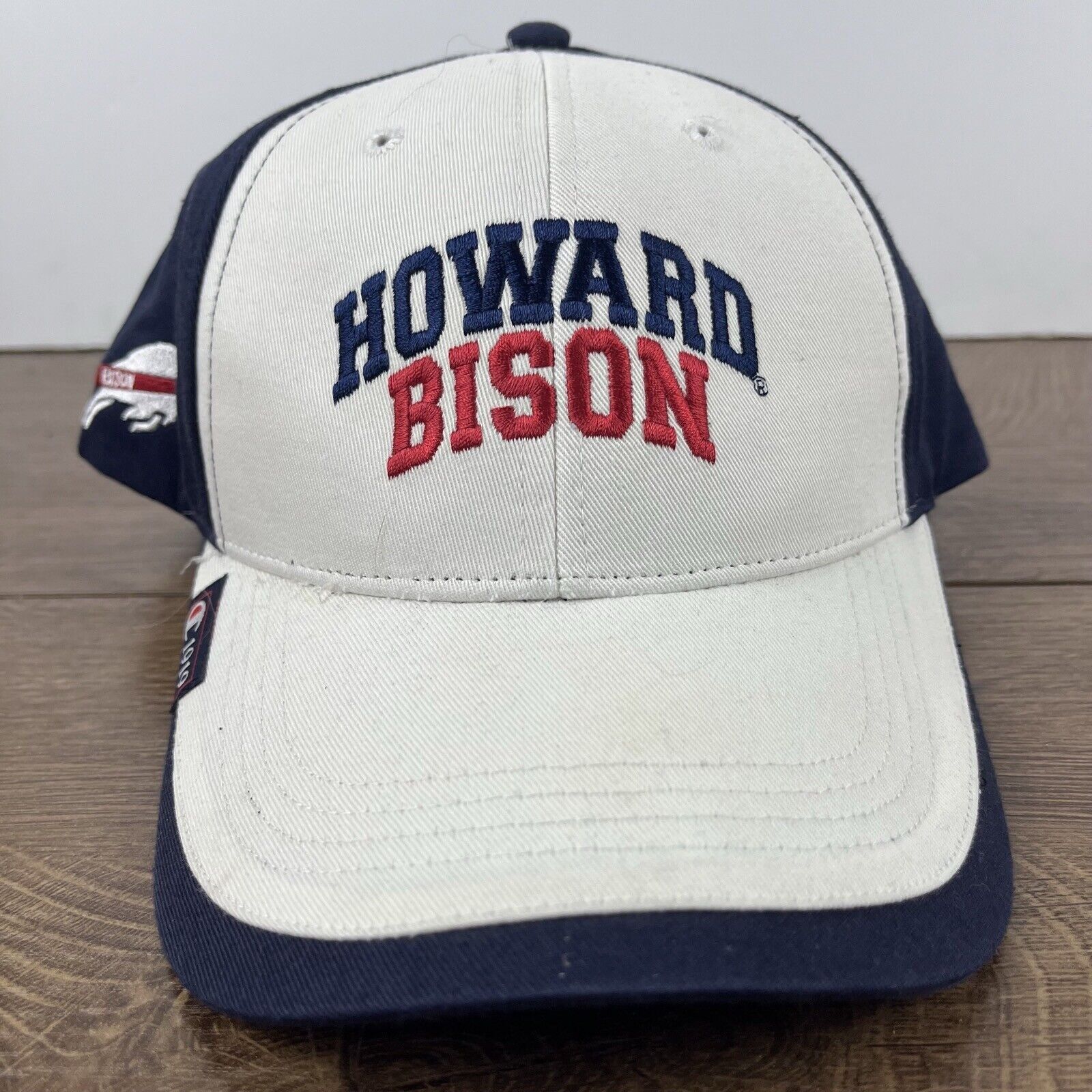 Champion Howard Bison Hat Bison Howard Hat White Adjustable Hat White Size ONE SIZE - 6 Thumbnail