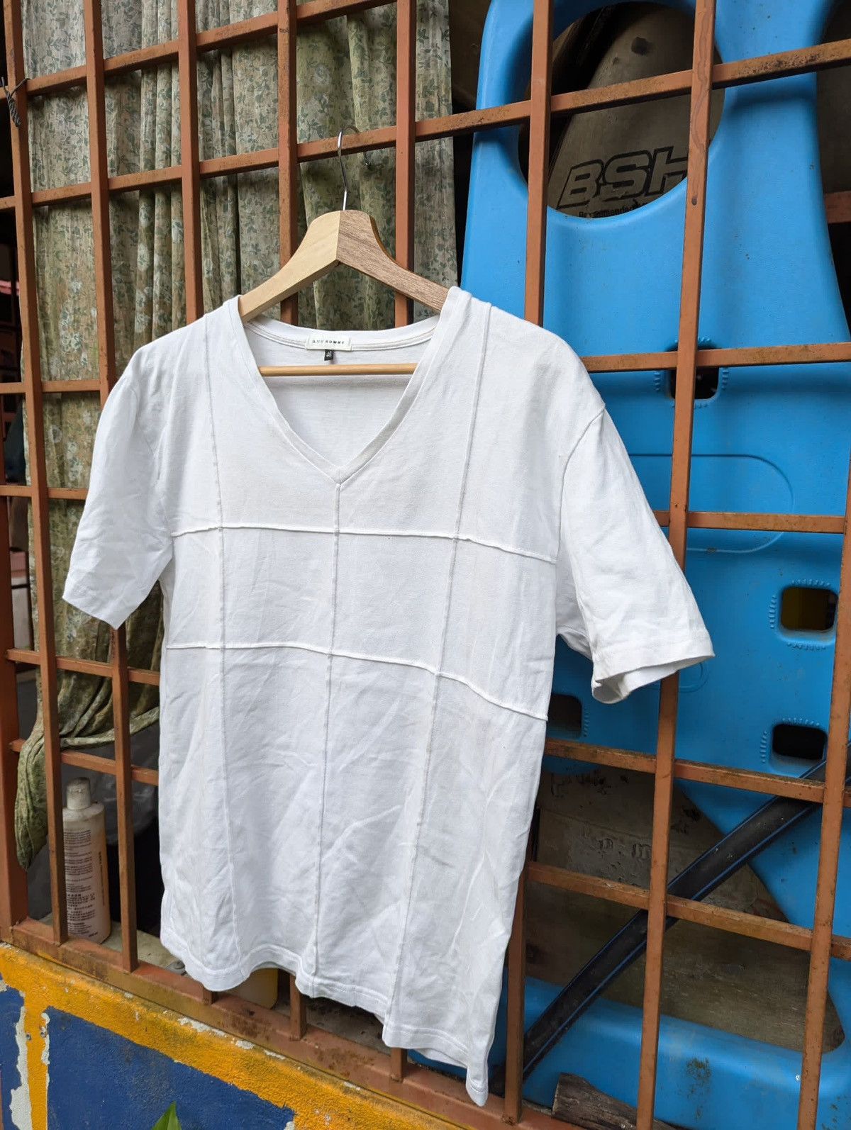 Designer Avv Homme Shirt V neck Size US S / EU 44-46 / 1 - 5 Thumbnail