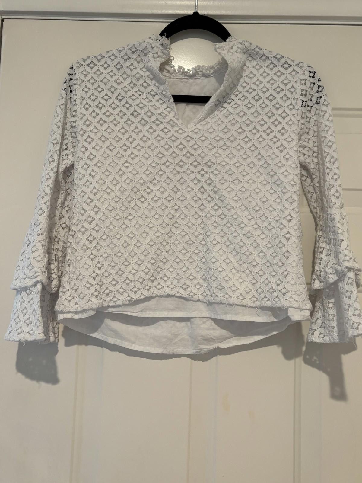 Michael Kors Womens white lace Michael kors blouse sz petite S #399 Size S / US 4 / IT 40 - 1 Thumbnail