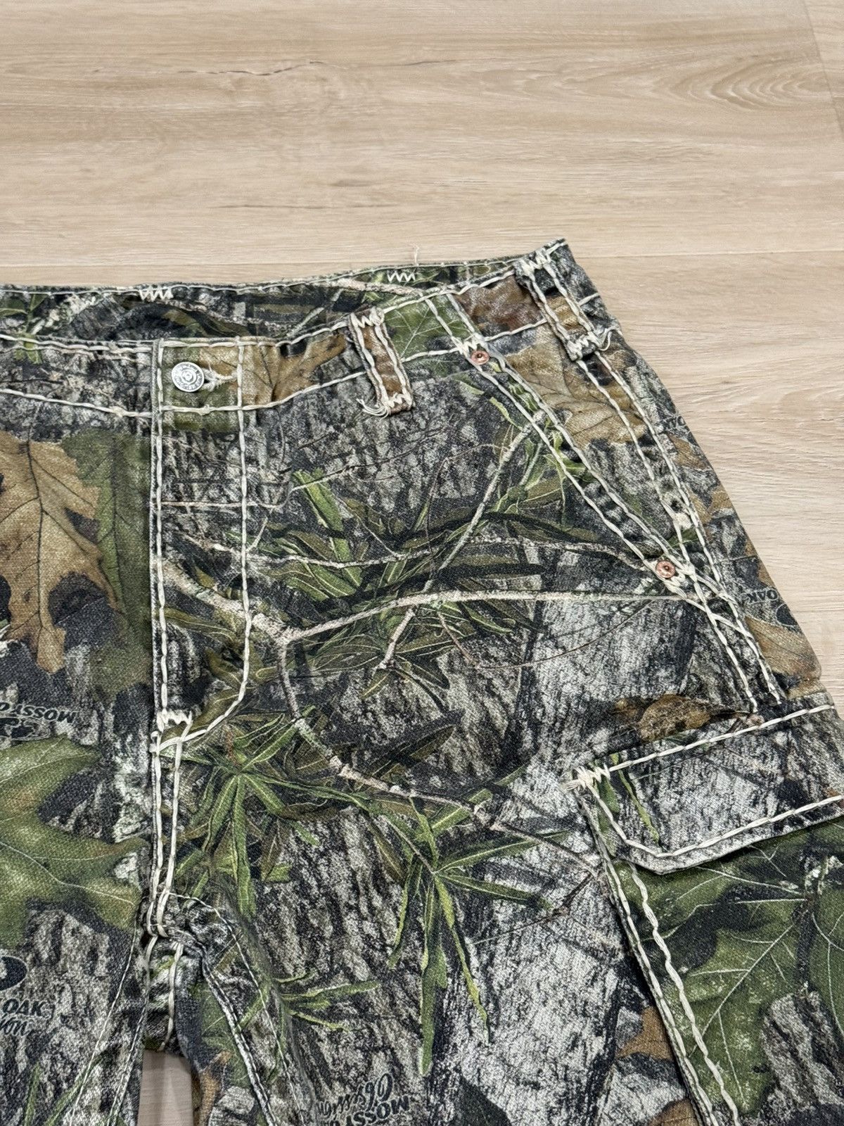 Supreme × True Religion Supreme True Religion Realtree Camo Denim Cargo Pants Size US 36 / EU 52 - 6 Thumbnail