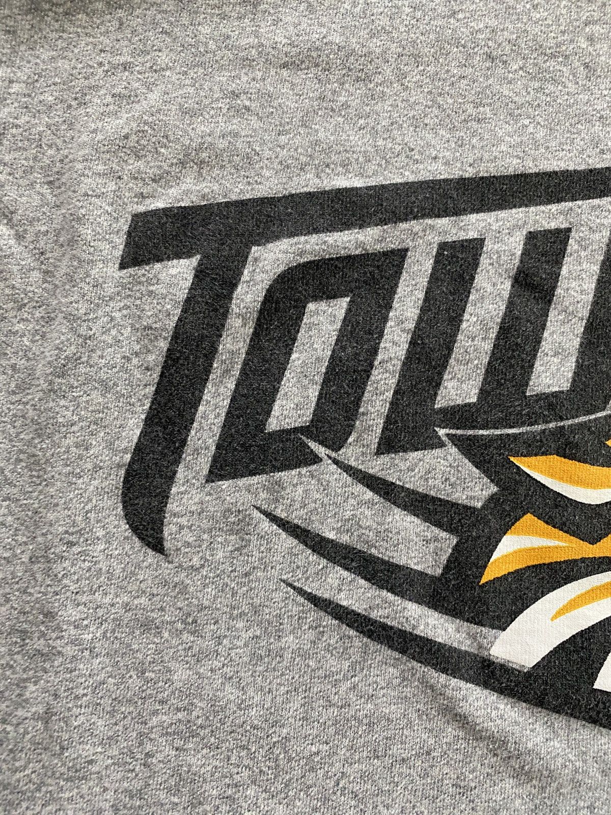 NCAA Vintage 90’s Towson University Tigers Single Stitch Gray Tee Size US S / EU 44-46 / 1 - 2 Thumbnail