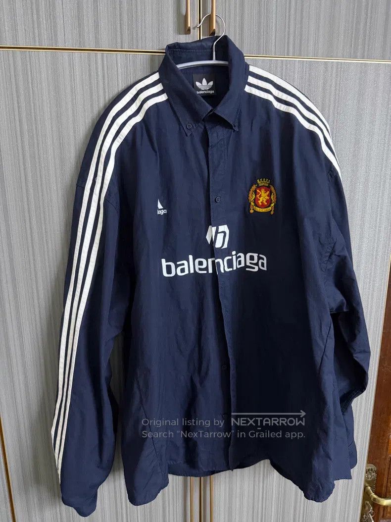 Balenciaga Balenciaga Shirt Size US S / EU 44-46 / 1 - 1 Thumbnail