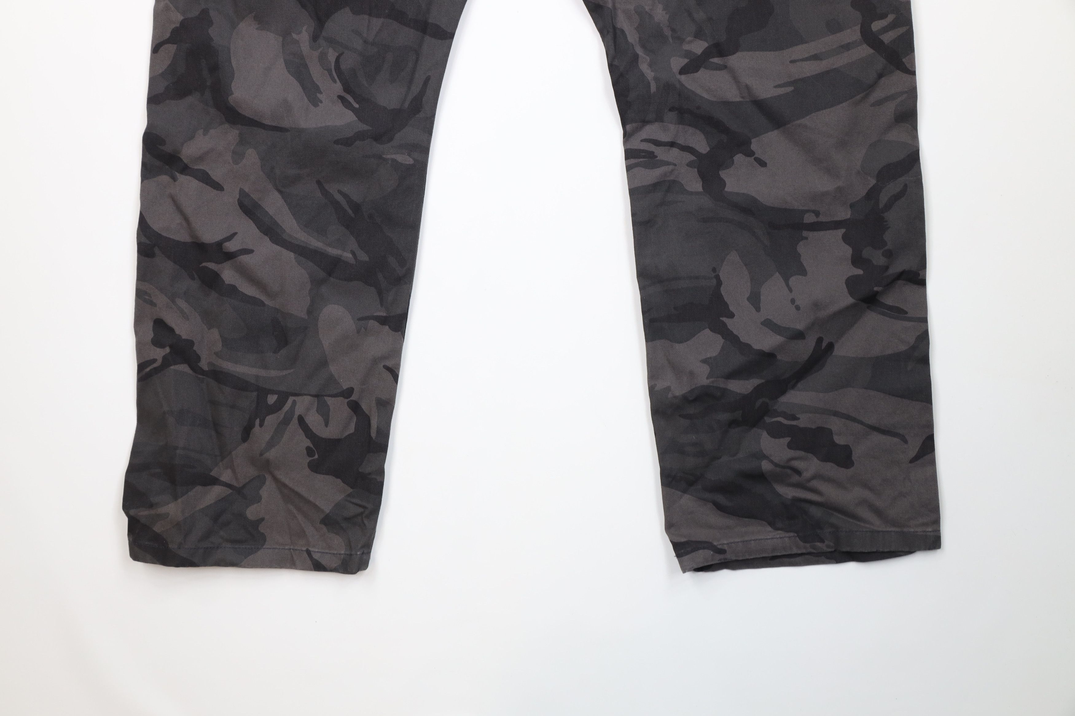 Wrangler Vintage Y2K Wrangler Belted Wide Leg Camouflage Cargo Pants Size US 44 / EU 60 - 12 Thumbnail
