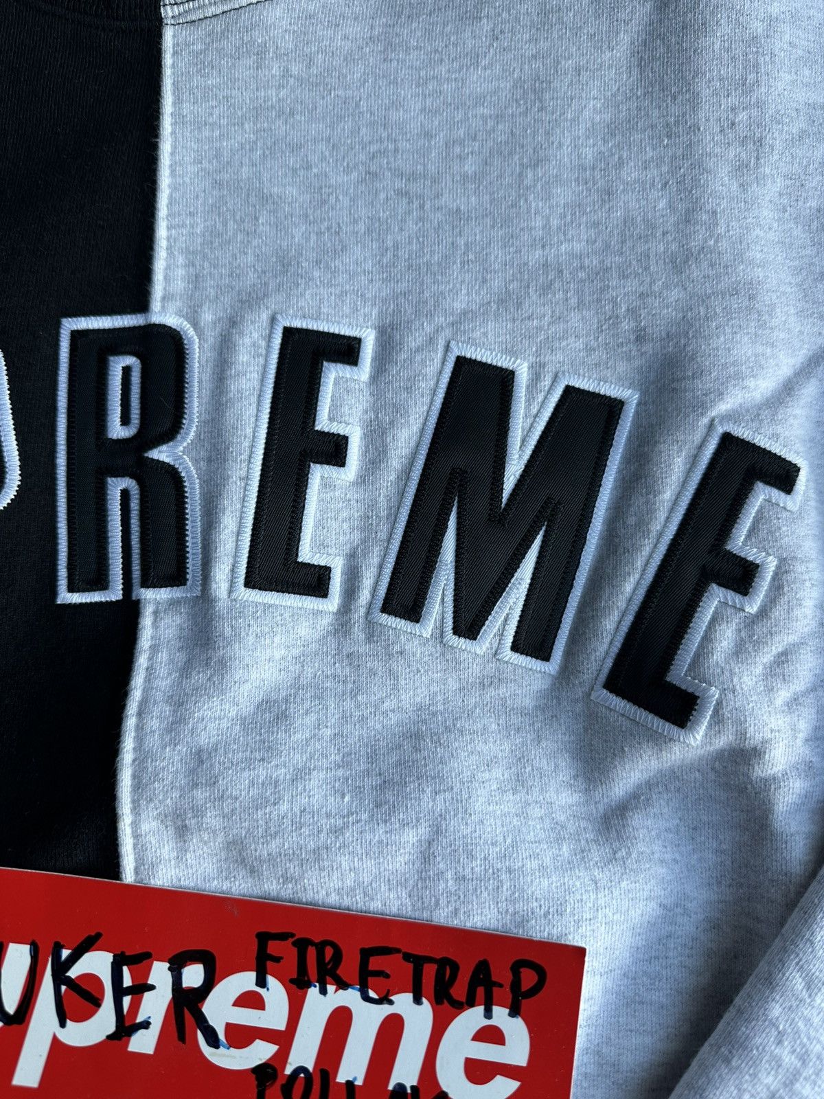 Supreme Supreme Split Two Tone Crewneck Sweatshirt size L Size US L / EU 52-54 / 3 - 13 Thumbnail