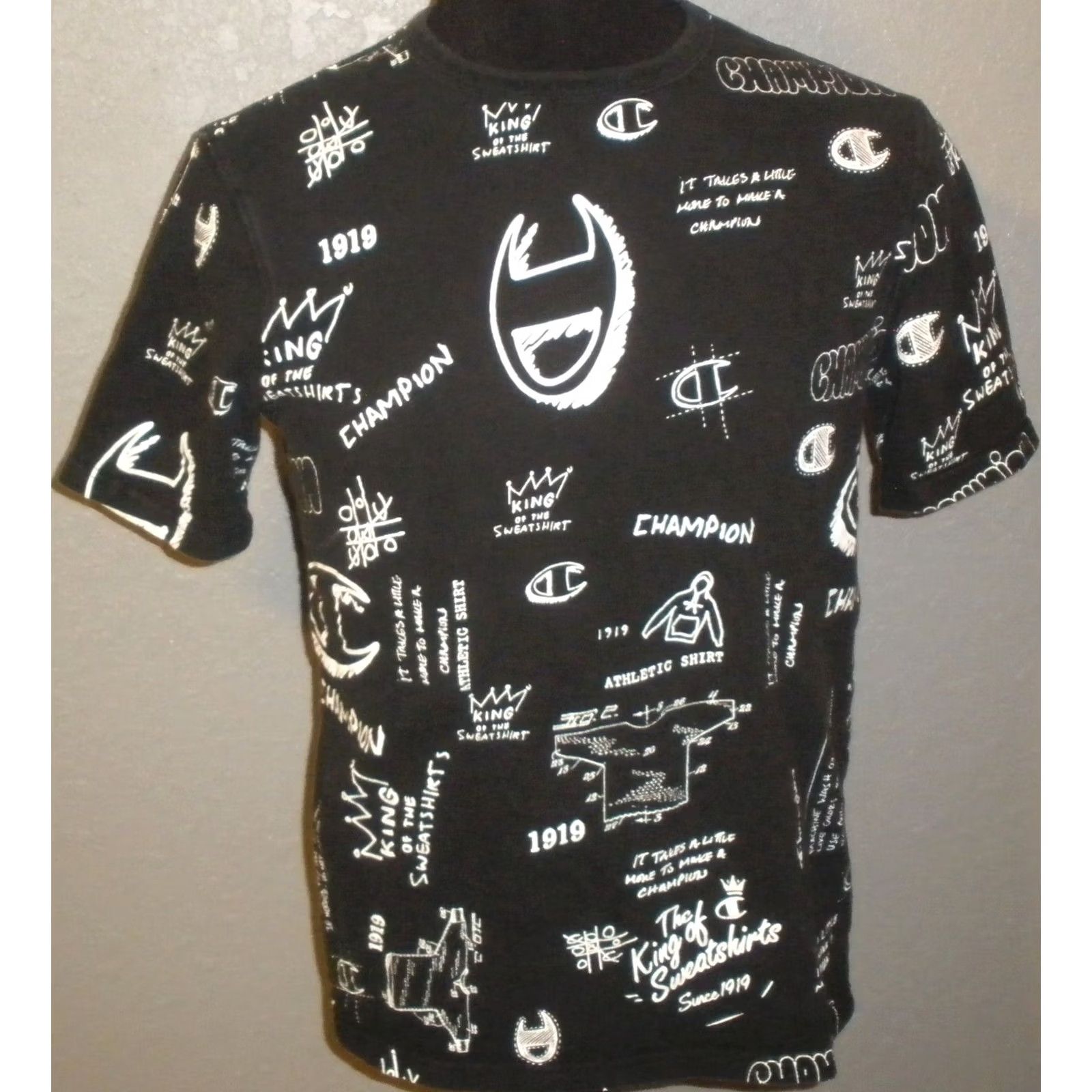 Champion VINTAGE? No. Size US M / EU 48-50 / 2 - 2 Thumbnail