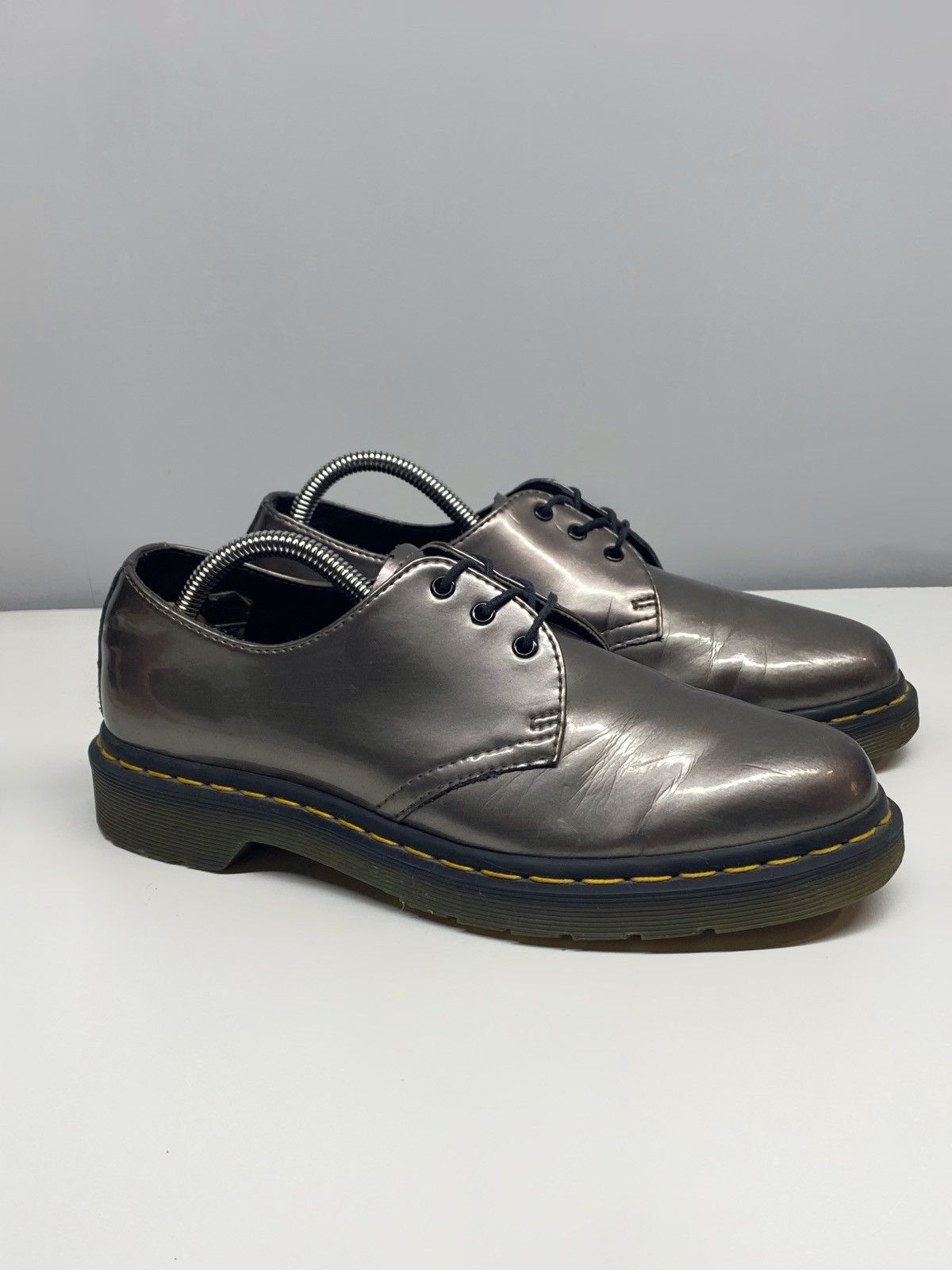 Dr. Martens Dr Martens Enamel Eye Pewter Patent Leather Lace Up Oxfords Size US 6 / EU 39 - 1 Thumbnail