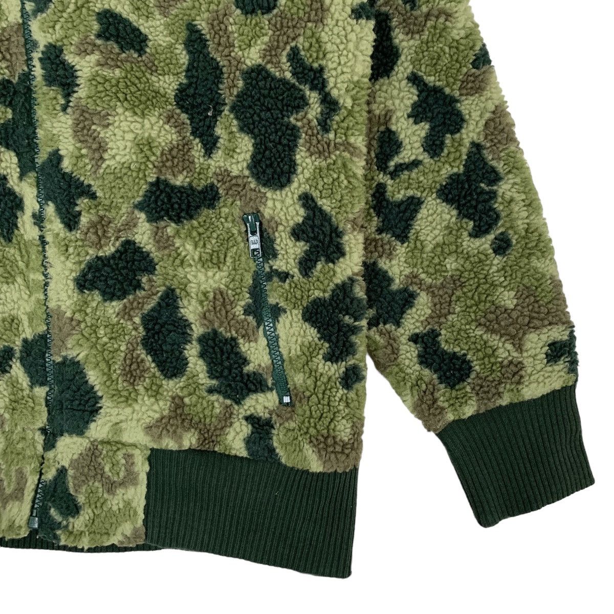 Gap Gap Camouflage Fleece Zip Up Jacket Size S Size US S / EU 44-46 / 1 - 6 Thumbnail