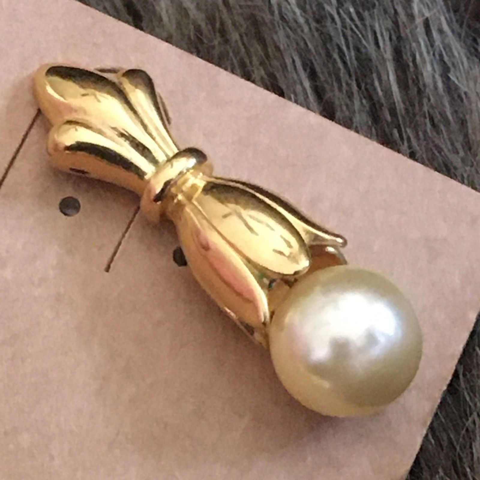 Jewelry Premier Designs gold and faux pearl earrings Size ONE SIZE - 3 Thumbnail