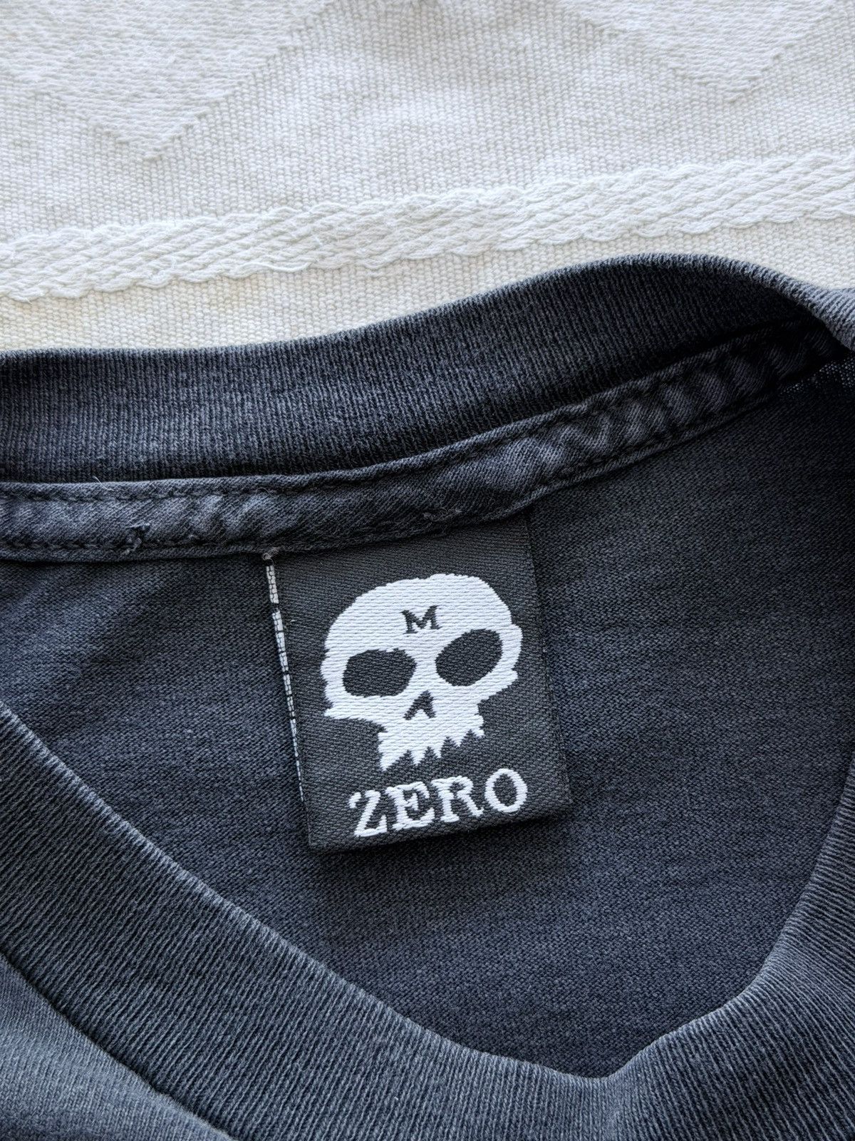 Zero Skateboards Vintage 00s Zero Skateboards Faded T-Shirt Tee Y2K Hook Ups Size US M / EU 48-50 / 2 - 5 Thumbnail