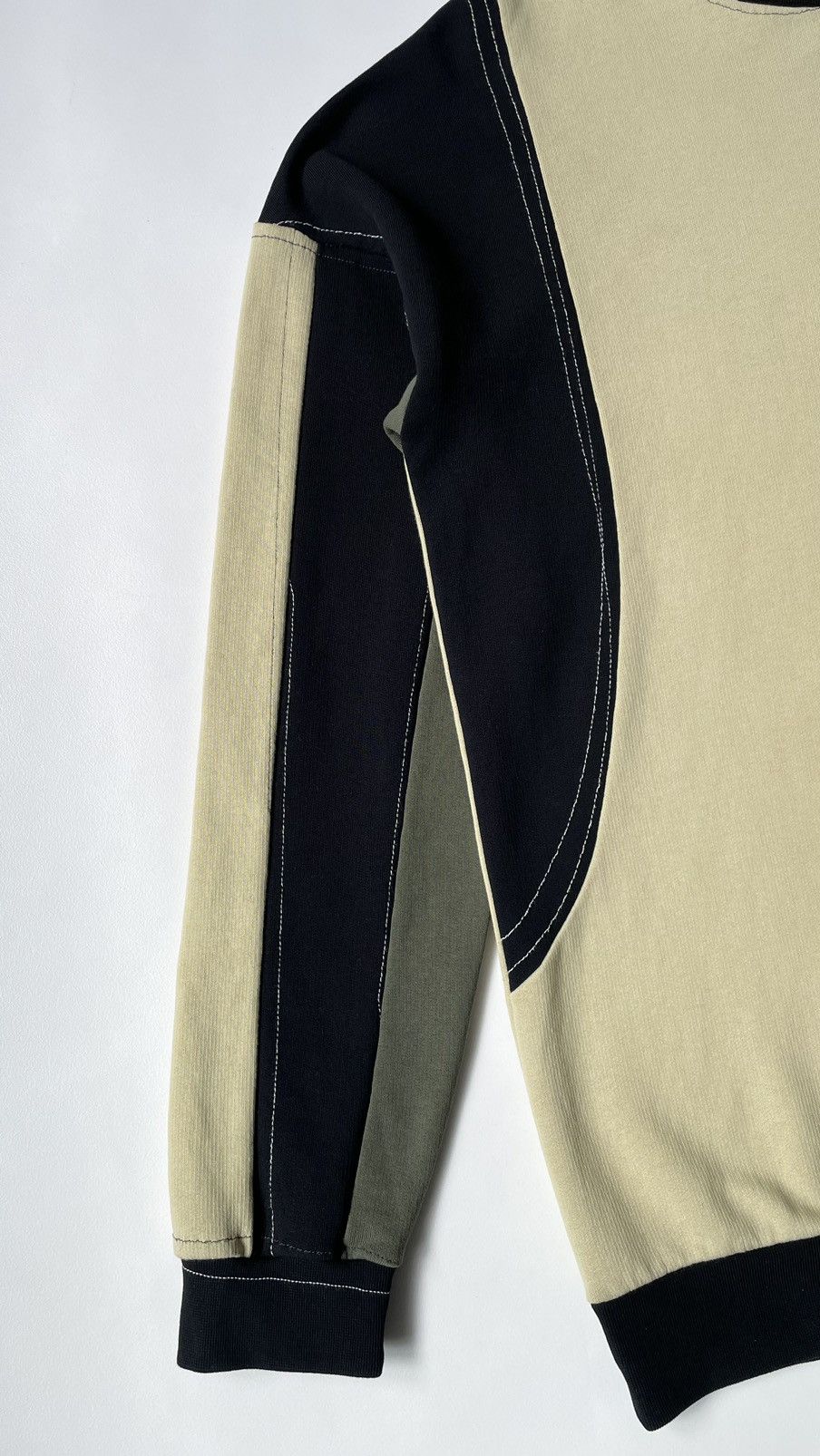 Maison Margiela A/W 17 ‘Reworked’ Oversized Sweatshirt Size US S / EU 44-46 / 1 - 9 Thumbnail