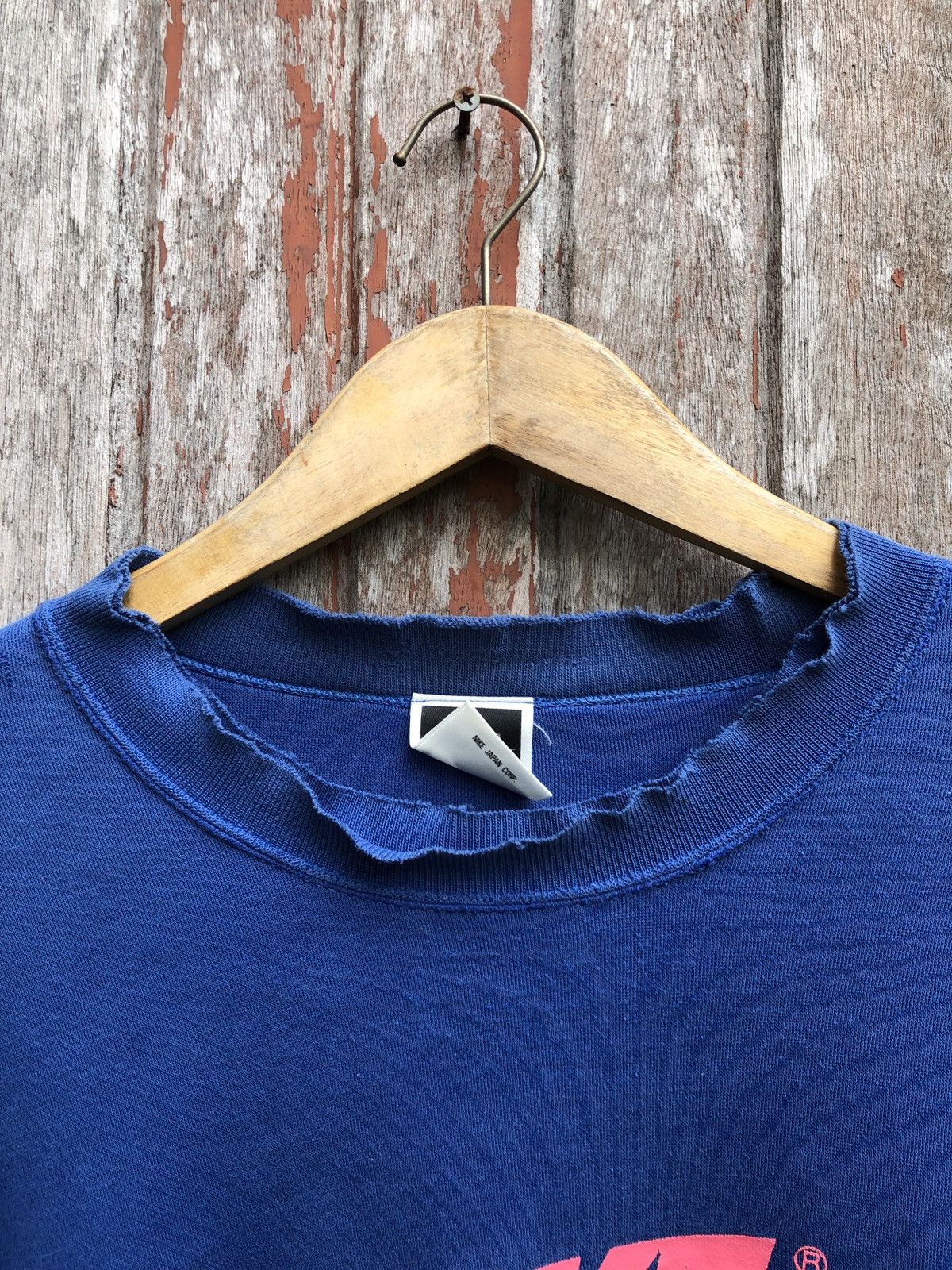Nike × Vintage Nike Vintage Crewneck trashed Size US L / EU 52-54 / 3 - 13 Thumbnail