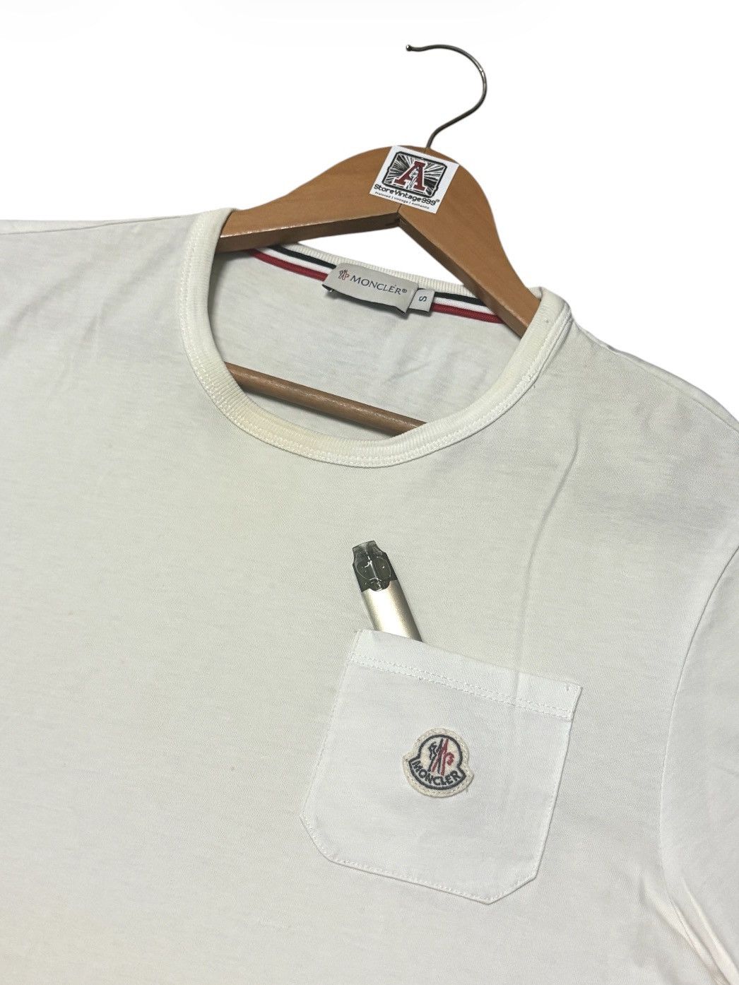 Moncler 💸BINDDING OFFER💸MONCLER MAGLIA SMALL LOGO POKET TSHIRT TEE💥 Size US S / EU 44-46 / 1 - 9 Thumbnail