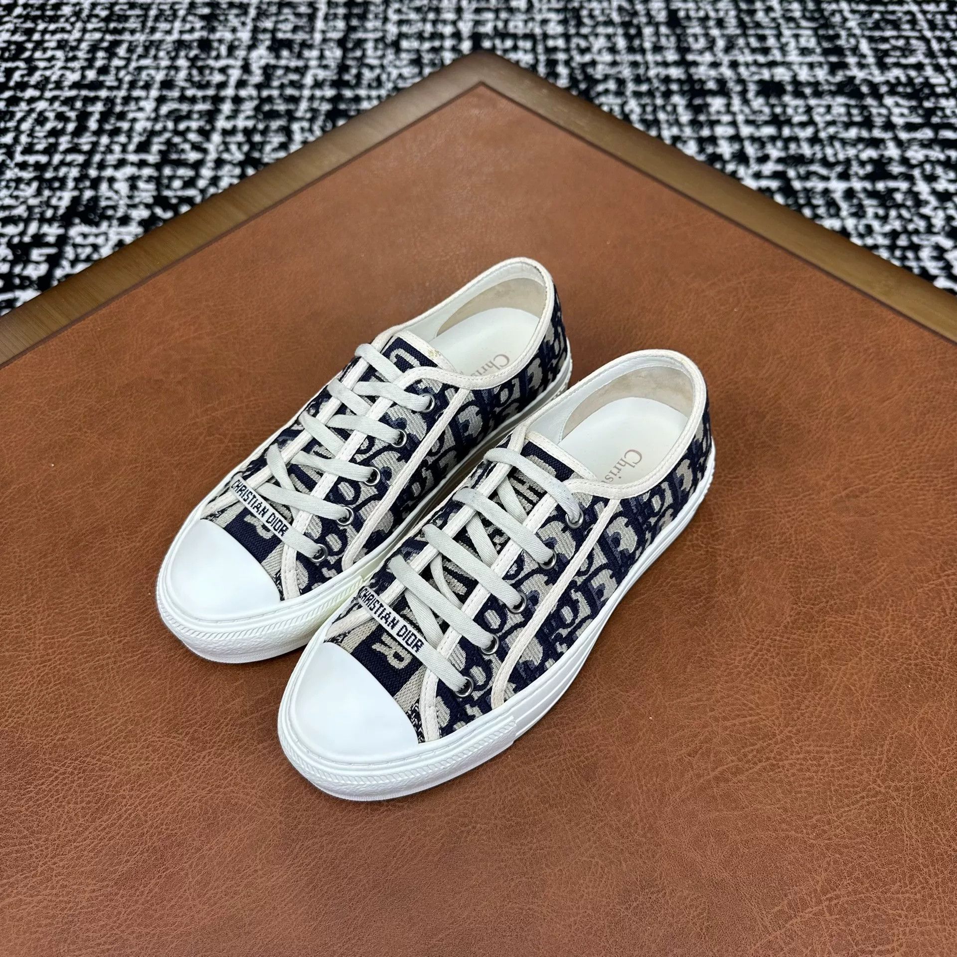 Dior Dior Retro Embroidered Lowtop Sneakers it_36-5 Women Size US 6.5 / IT 36.5 - 1 Thumbnail