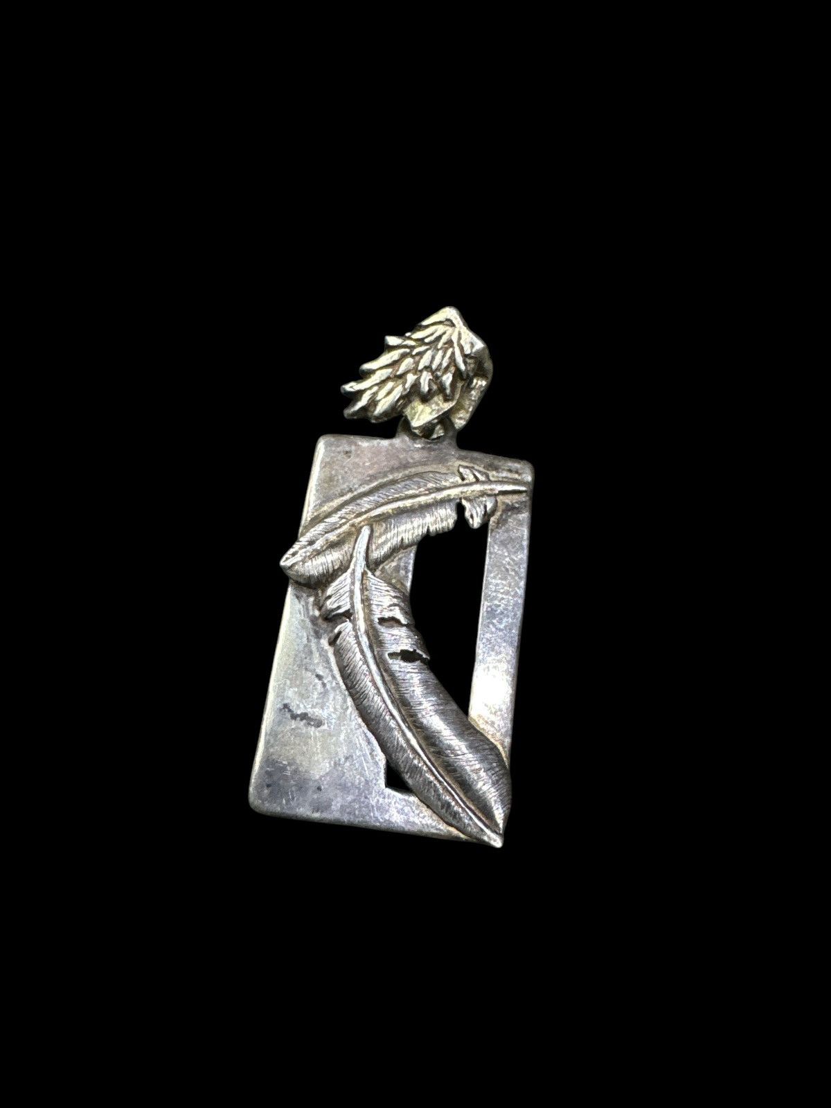 925 STERLING SILVER FEATHERS PENDANT NECKLACE