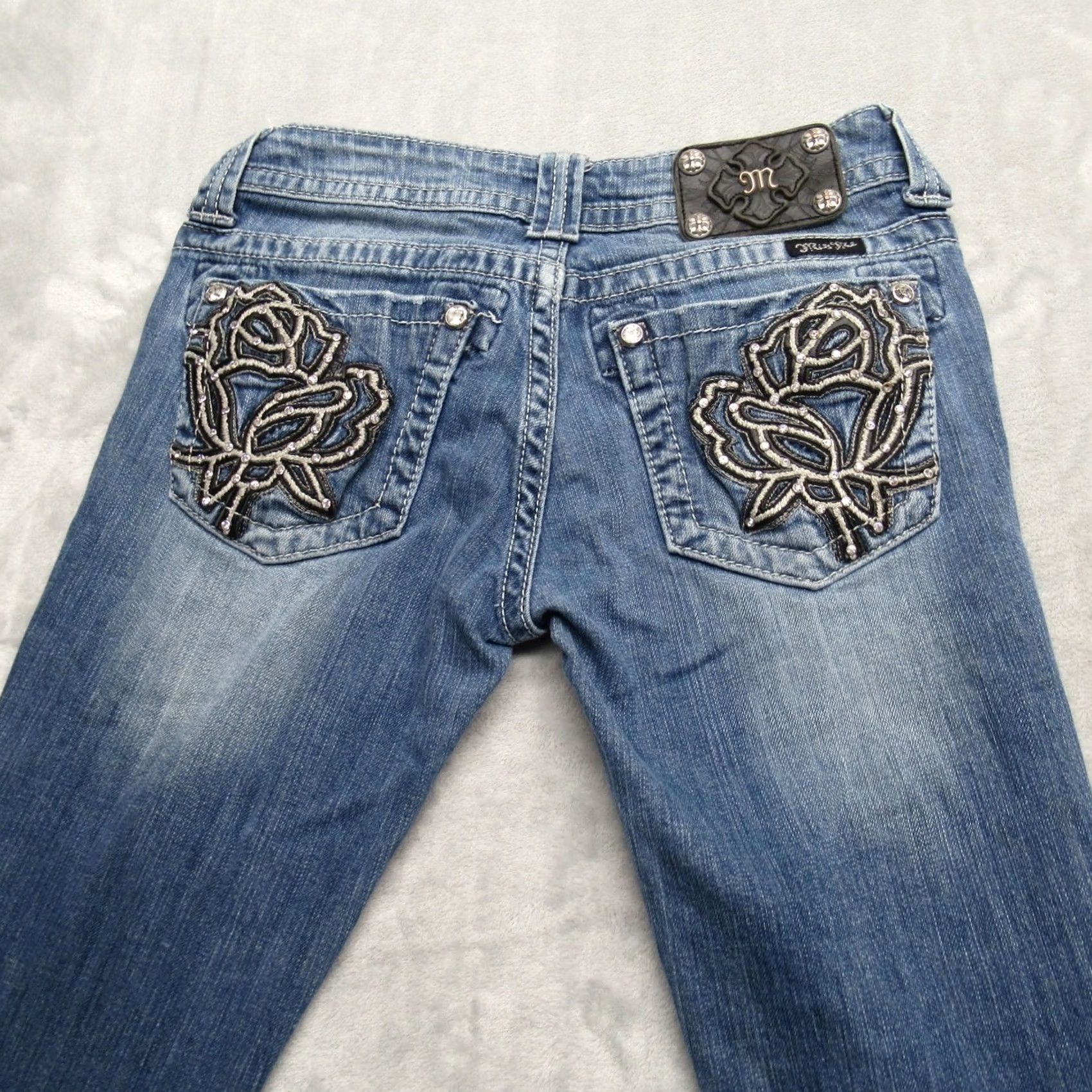Miss Me Miss Me Jeans Womens Bootcut Blue Embellished Embroidered Pockets Zip 27 28X33 Size 28" / US 6 / IT 42 - 2 Thumbnail