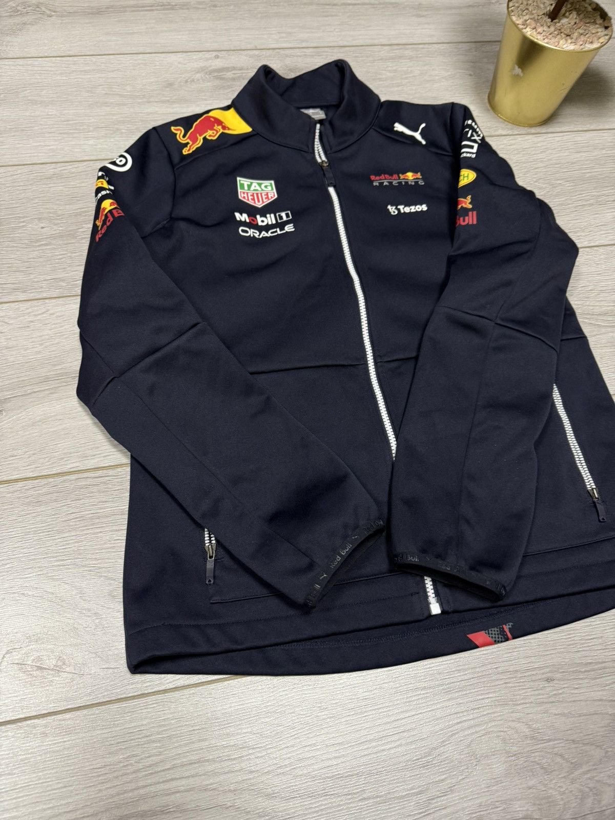 Puma × Red Bull Puma Red Bull Pirelli mobil 1 big logo print jacket zip Size US M / EU 48-50 / 2 - 6 Thumbnail