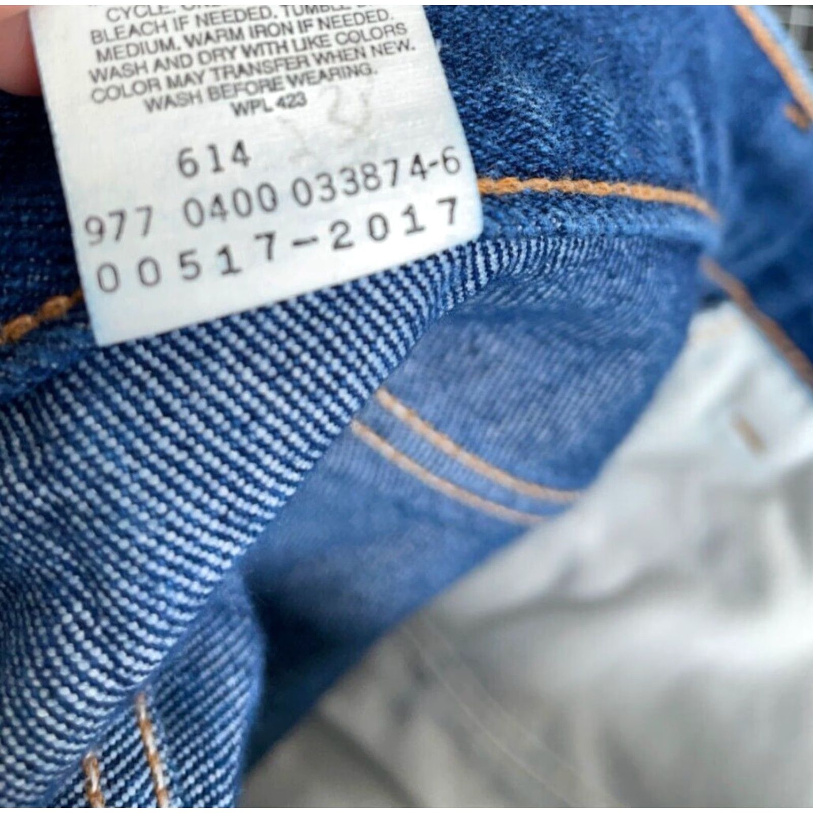 Levi's VTG Yes Levi's 517 Bootcut Jeans 38 x 29 40 x 32 Tag Blue Black Tab Denim Dark Cotton Cotton Blend Zip 5-Pocket Design Inseam 29 in Cream? (No) Size US 38 / EU 54 - 5 Thumbnail