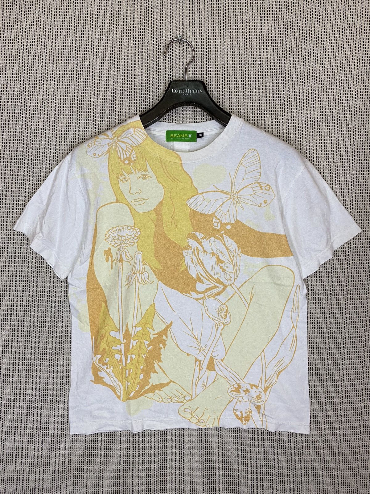 Japanese Brand × Vintage 🔥Beams tshirt naked girl full printed Size US M / EU 48-50 / 2 - 1 Thumbnail