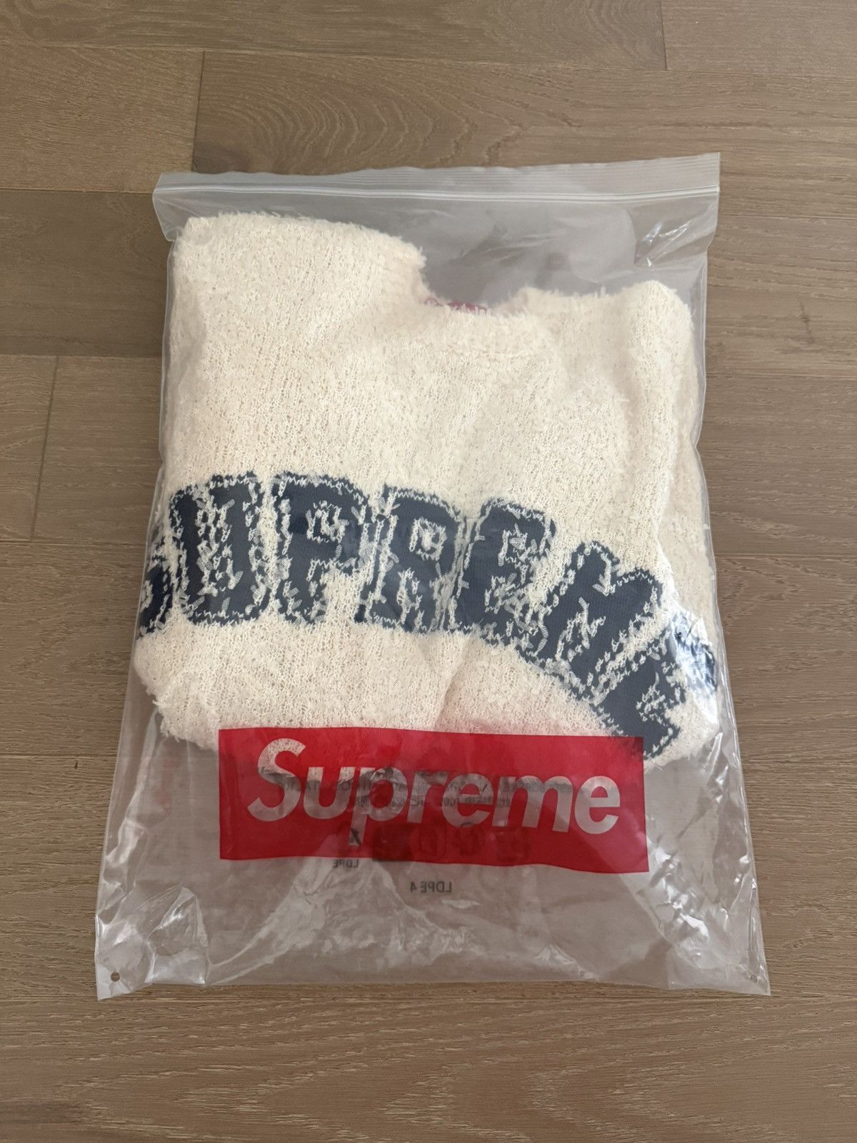 Supreme Supreme Textured Varsity Arc Sweater Stone Size US S / EU 44-46 / 1 - 1 Thumbnail