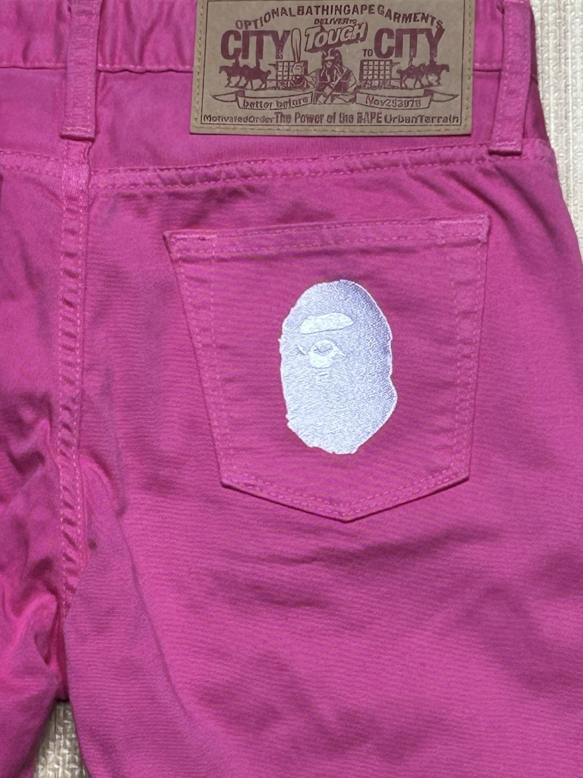 Bape Rare og Bape pink jeans ape head xxs Size 22" - 4 Thumbnail