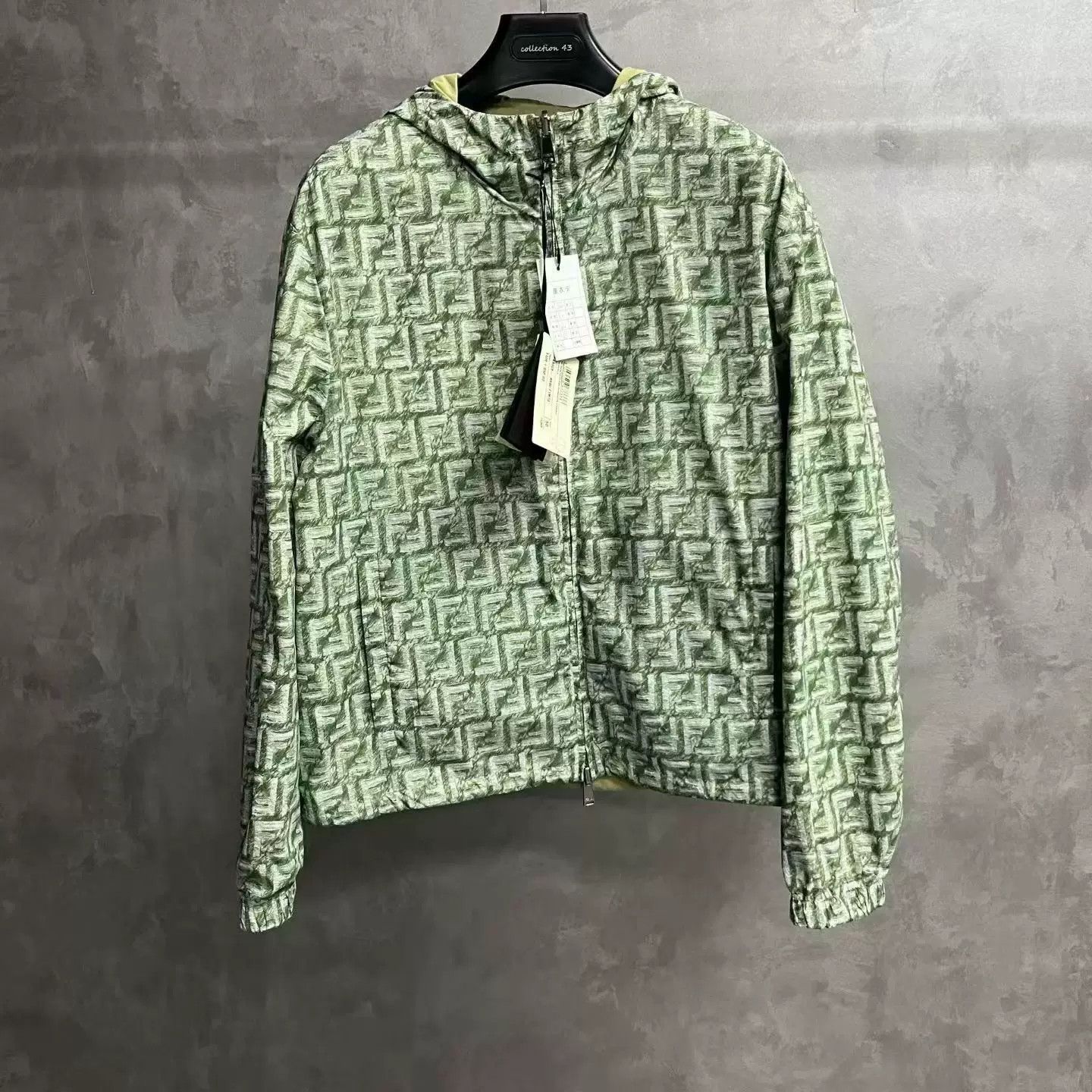Fendi Fendi Reversible FF Pattern Windbreaker 44 Size US S / EU 44-46 / 1 - 1 Thumbnail