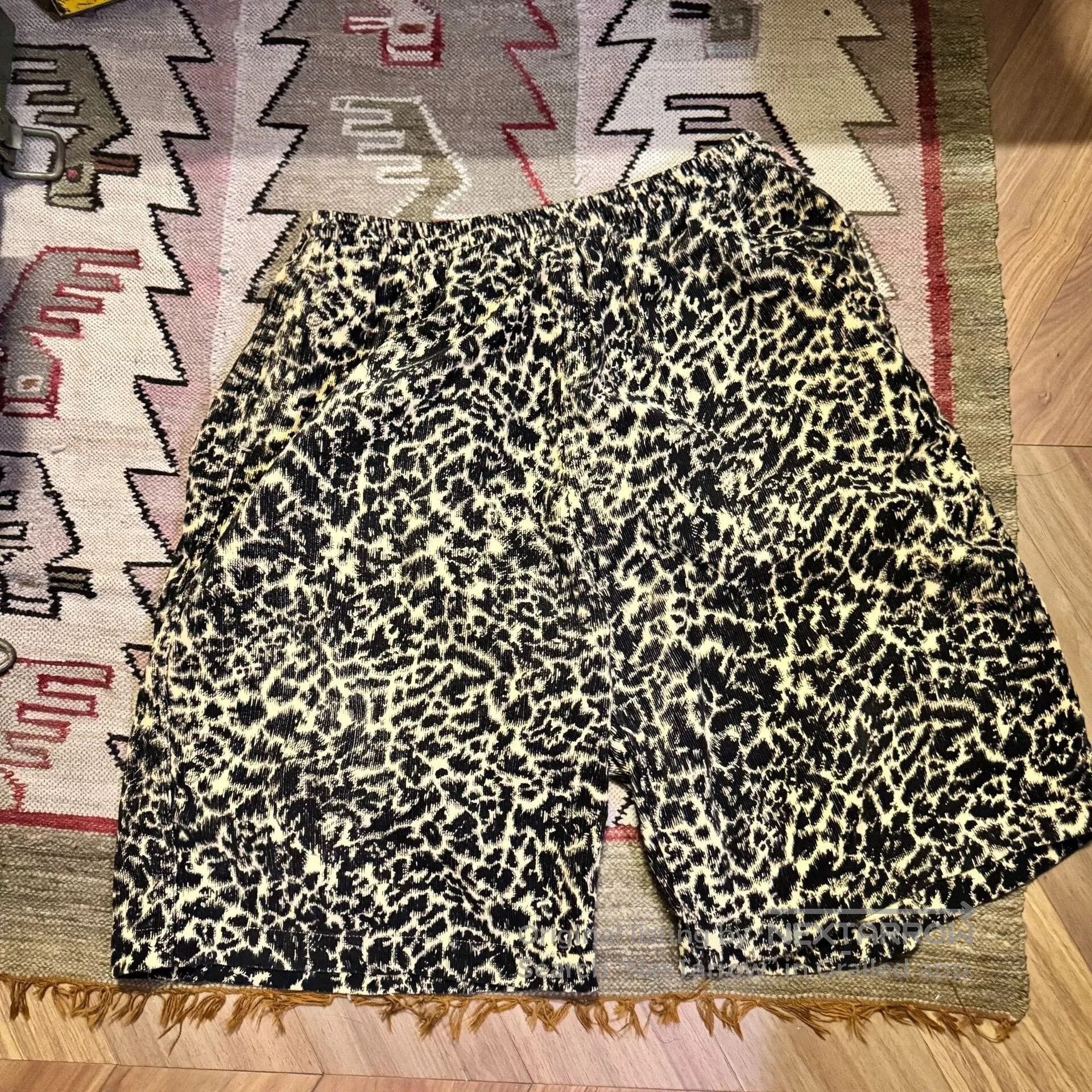 Vintage Cootie Leopard Print Shorts. Size US 42 / EU 58 - 1 Thumbnail