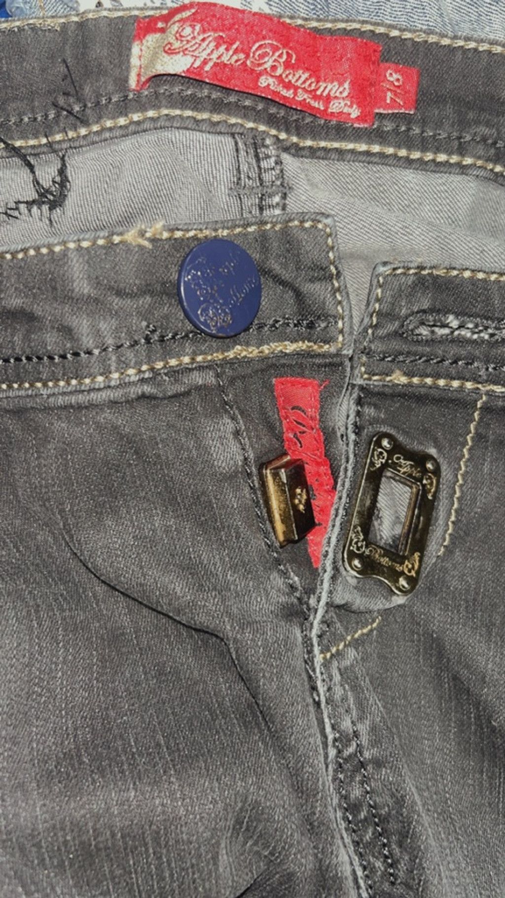 Other Vintage AppleBottom jeans w gold accents 7/8 Size 30" / US 8 / IT 44 - 8 Thumbnail