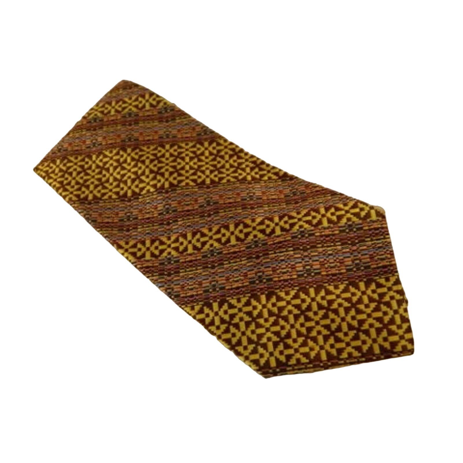 Vintage Vintage Wide Tie, Maroon, Tan Brown Patterned Necktie Size ONE SIZE - 3 Thumbnail