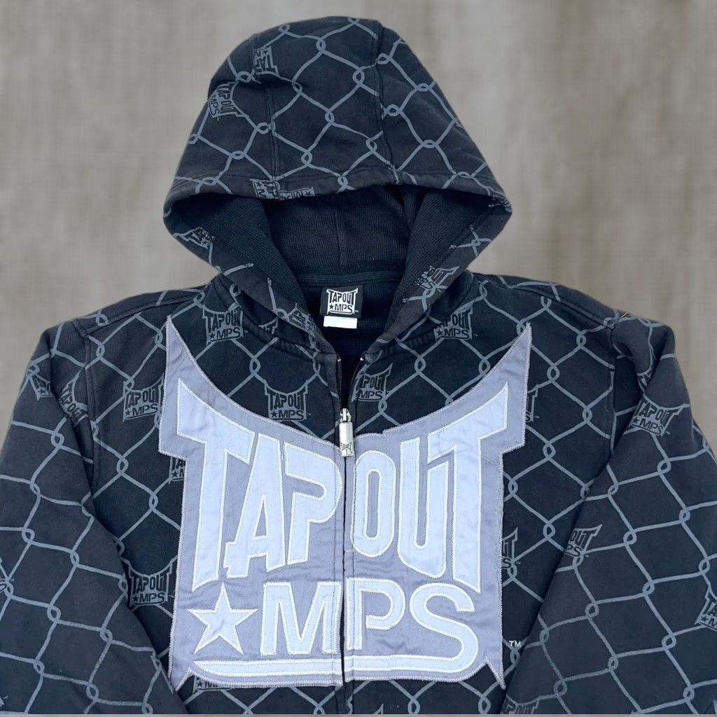 Tapout VINTAGE Tapout Hoodie Men XL Black Full Zip Jacket MMA AOP Cage Print Grunge Shirt Size US XL / EU 56 / 4 - 1 Thumbnail