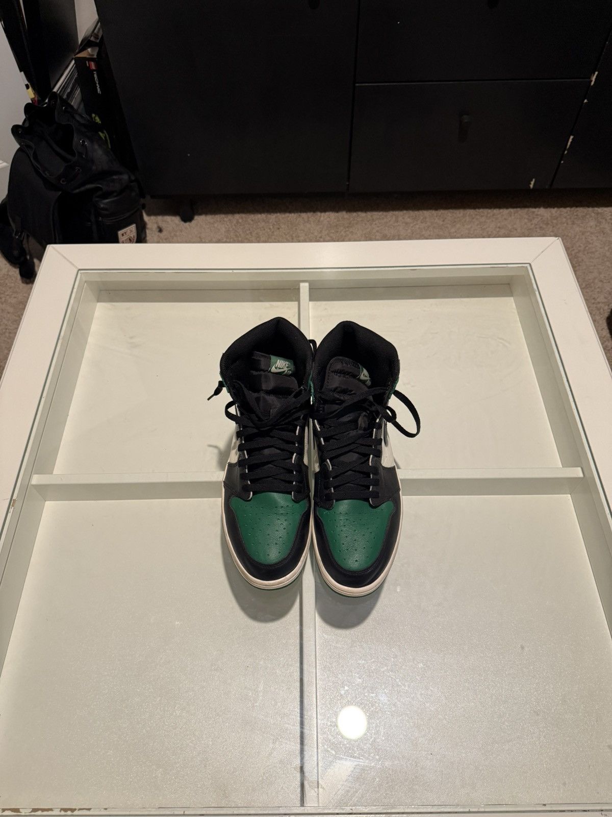 Jordan Brand Air Jordan 1 Retro Pine Green Size US 14 / EU 47 - 3 Thumbnail