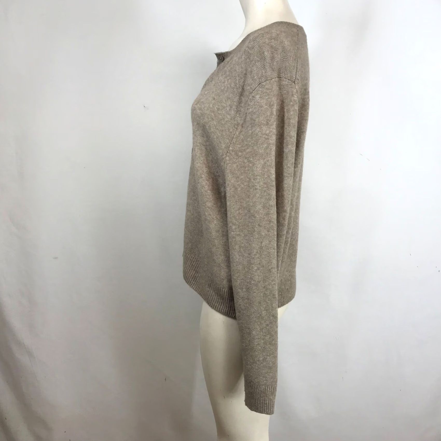 Abercrombie & Fitch Abercrombie & Fitch Womens XL Cardigan Merino Wool Blend Taupe Button Crew Neck Long Sleeve Size XL / US 12-14 / IT 48-50 - 6 Thumbnail