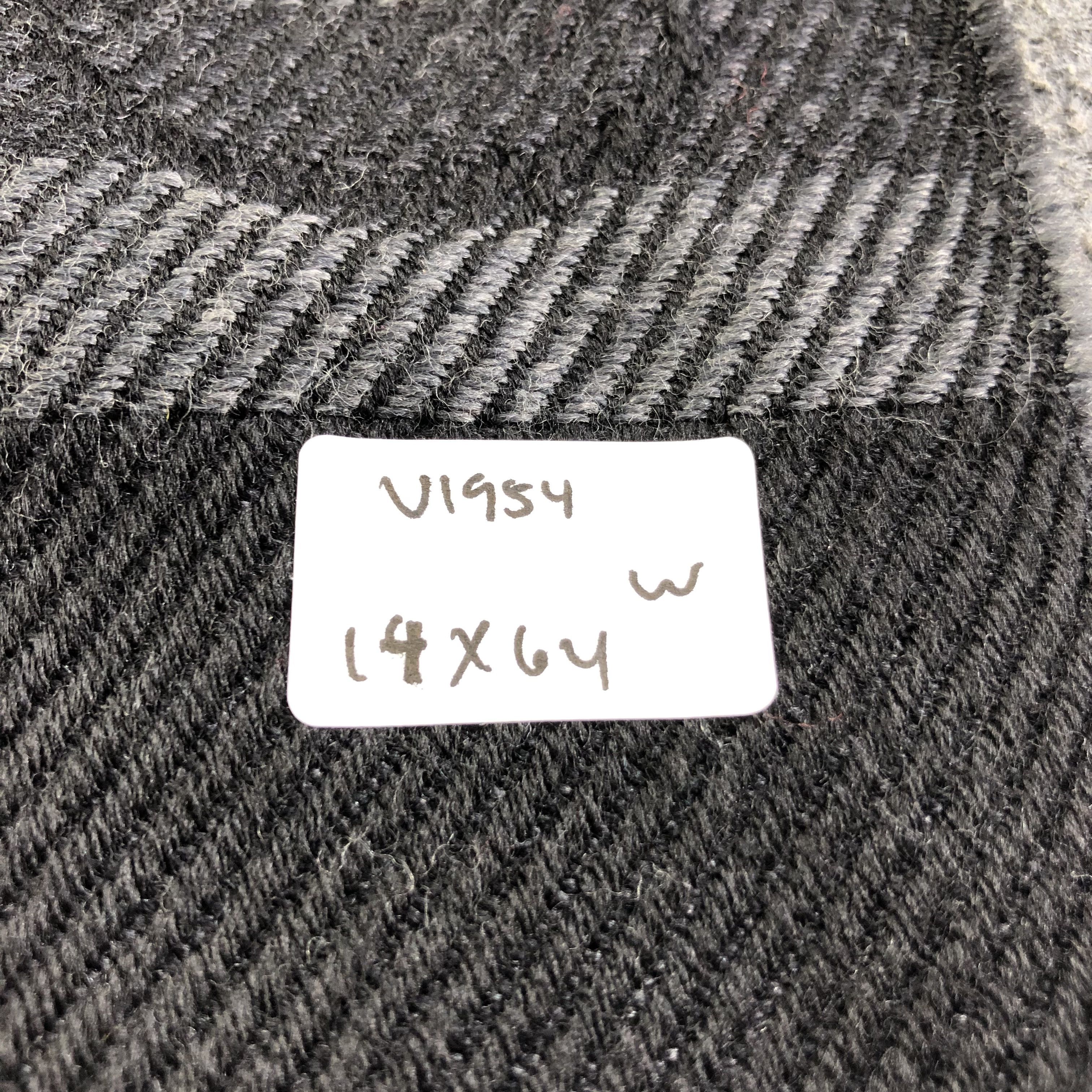Giorgio Armani Giorgio Armani Spell Out Wool Scarf Muffler V1954 Size ONE SIZE - 8 Thumbnail