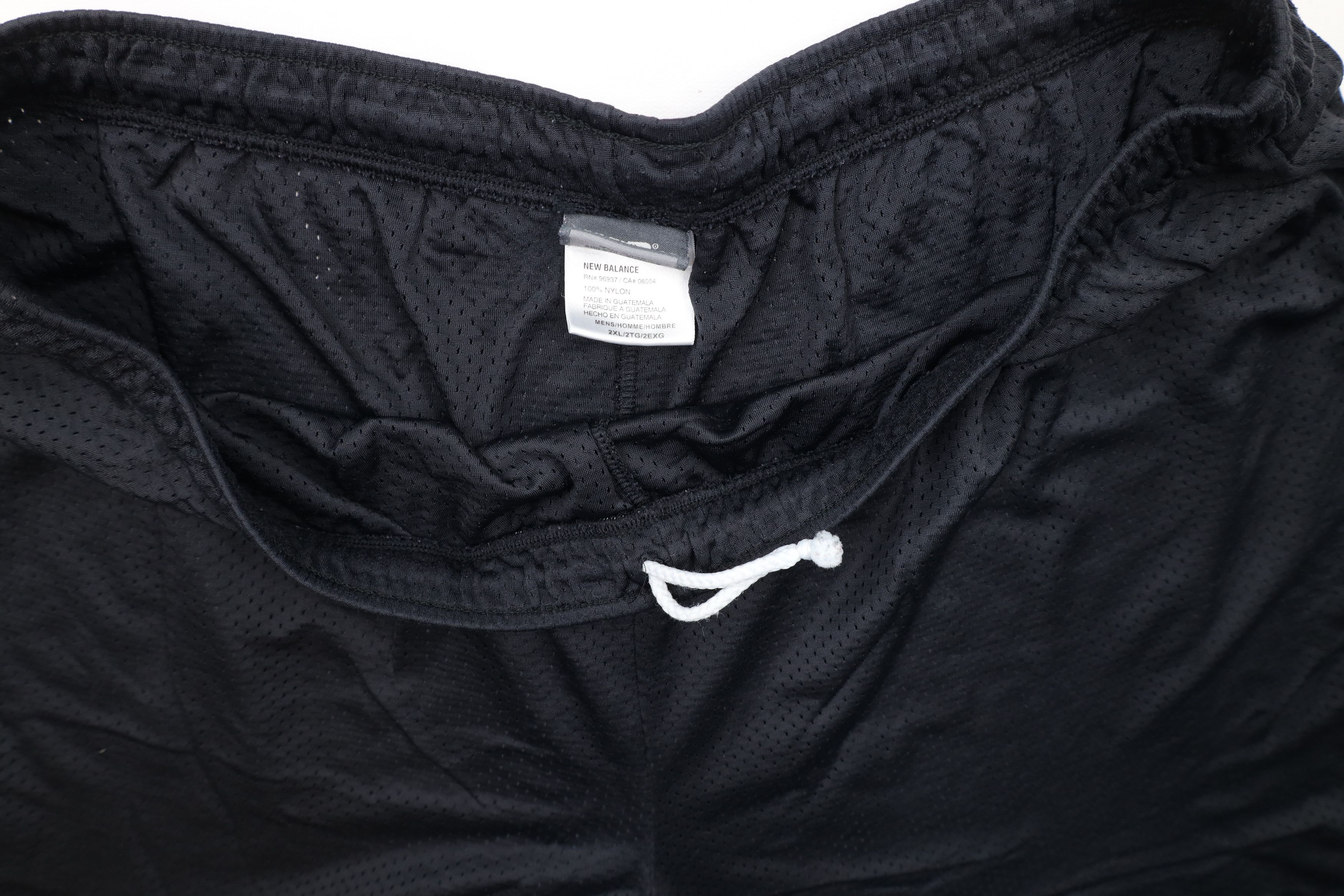 New Balance × Vintage Vintage 90s New Balance Above Knee Mesh Shorts Black Nylon Size US 38 / EU 54 - 7 Thumbnail