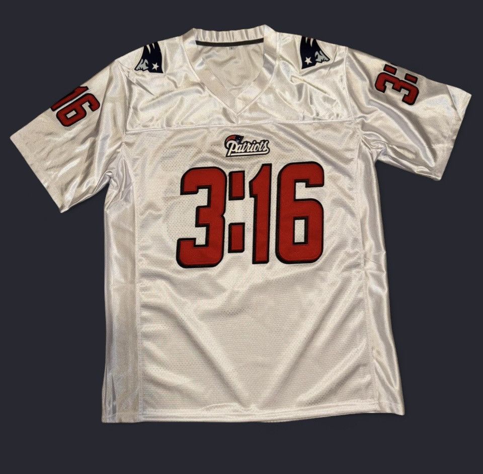 NFL WWE x NFL Patriots Jersey Stone cold 3:16 Size US XXL / EU 58 / 5 - 2 Thumbnail