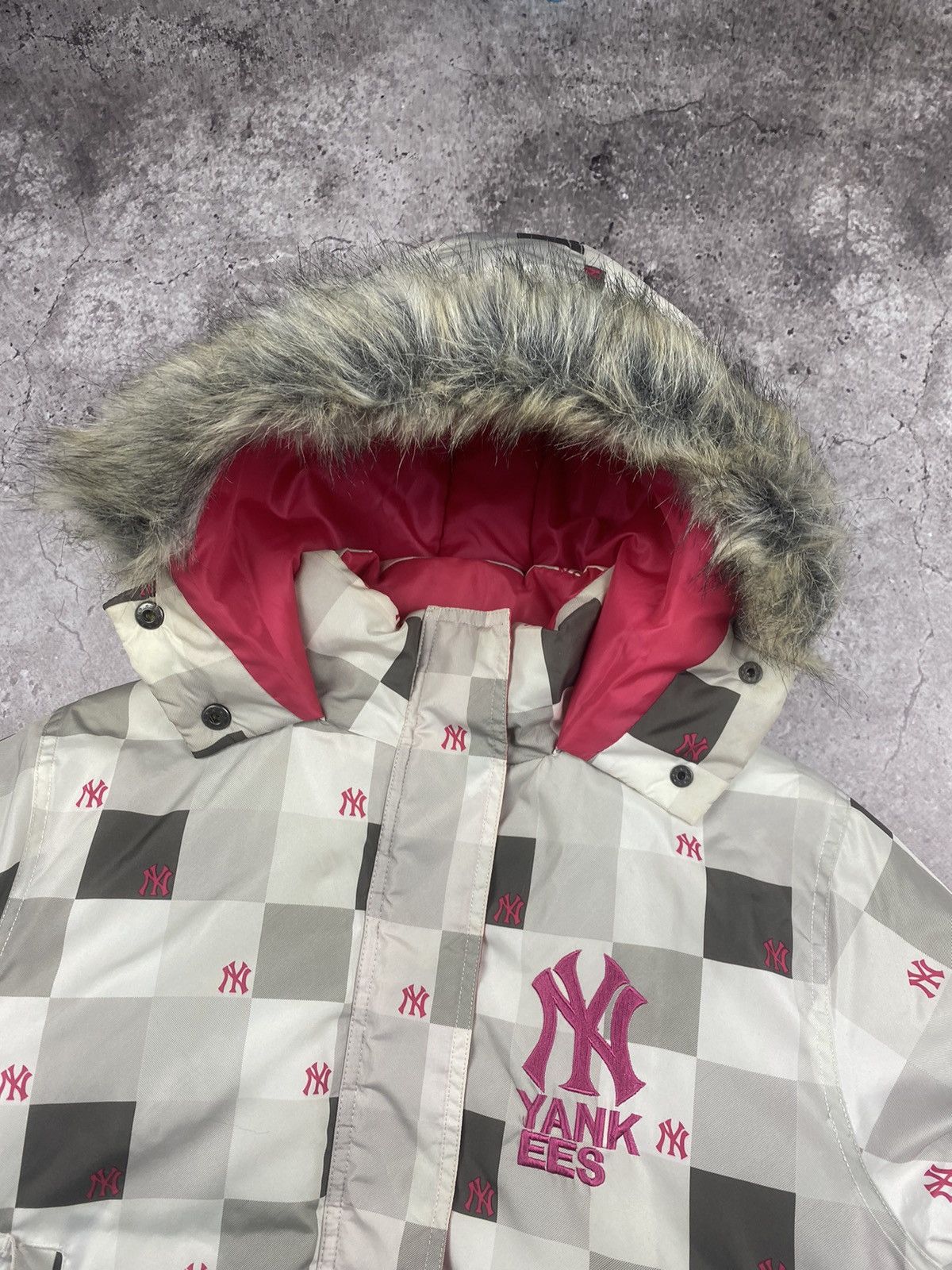 MLB × New York Yankees × Vintage Vintage New York Yankees fur monogram Y2K Bomber Jacket Size M / US 6-8 / IT 42-44 - 3 Thumbnail