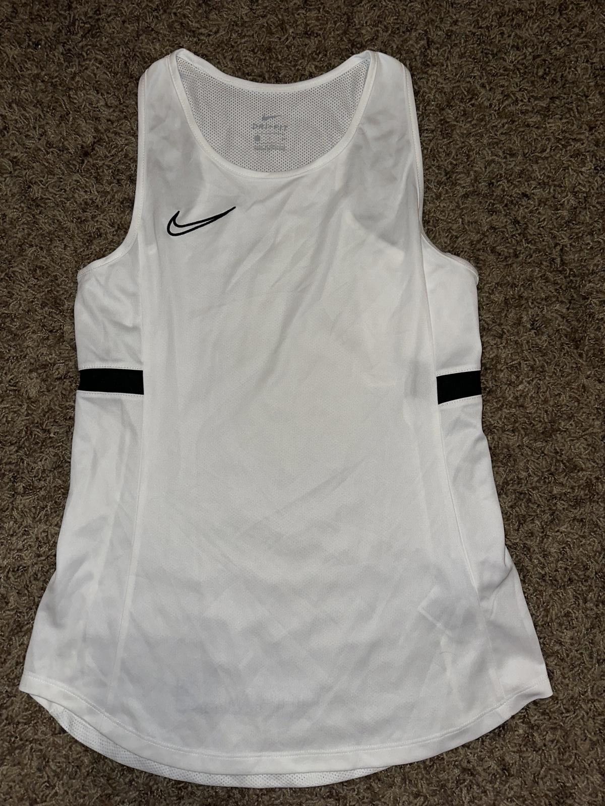 Designer Nike Women’s Academy 21 Soccer Sleeveless Top Sample Size S / US 4 / IT 40 - 1 Thumbnail