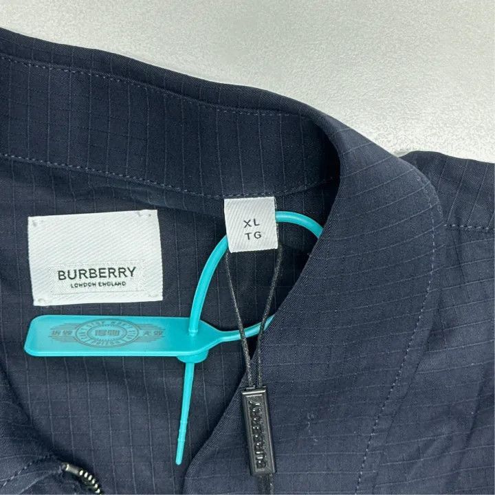 Burberry Burberry Burberry SS22 Zip Pocket Shirt for Men-2507 Size US XL / EU 56 / 4 - 4 Thumbnail