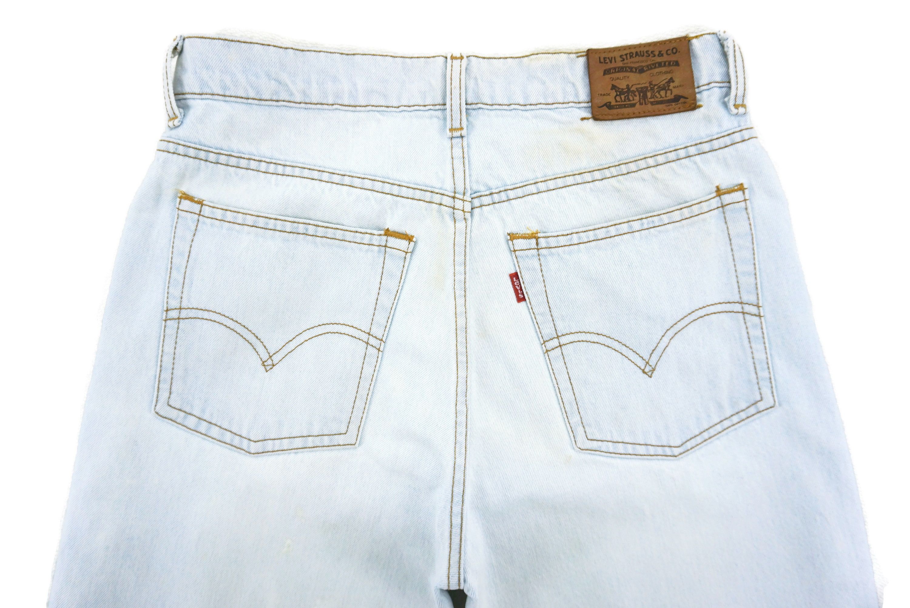 Levi's Vintage Levi's 686 Jeans W30xL28 Light Wash High-Waisted Size 30" / US 8 / IT 44 - 9 Thumbnail