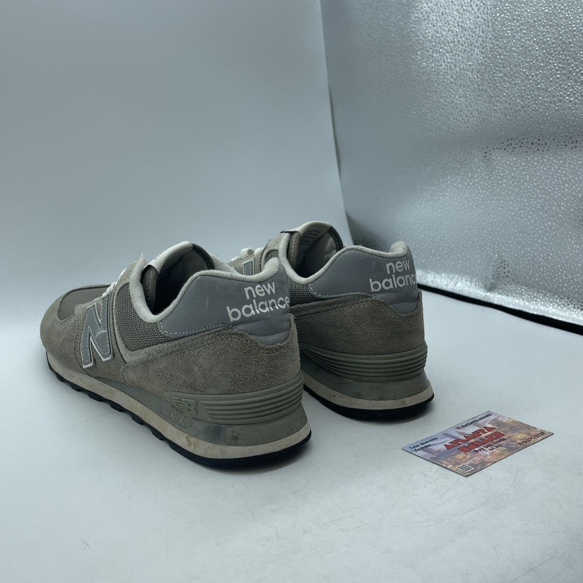 New Balance 574 core 2E wide grey Size US 9 / EU 42 - 4 Thumbnail