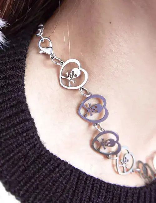 Japanese Brand × Jewelry Retro y2k skull heart shape choker necklace aesthetic Size ONE SIZE - 2 Thumbnail